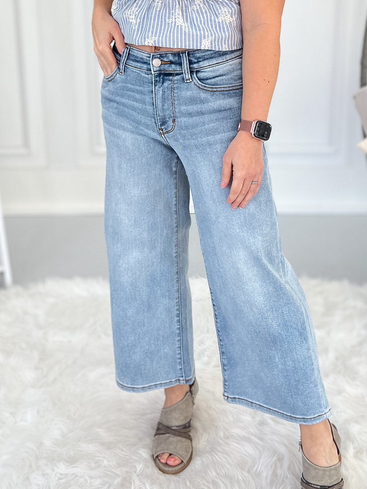 Retro Step - Judy Blue Wide Leg Cropped Jean