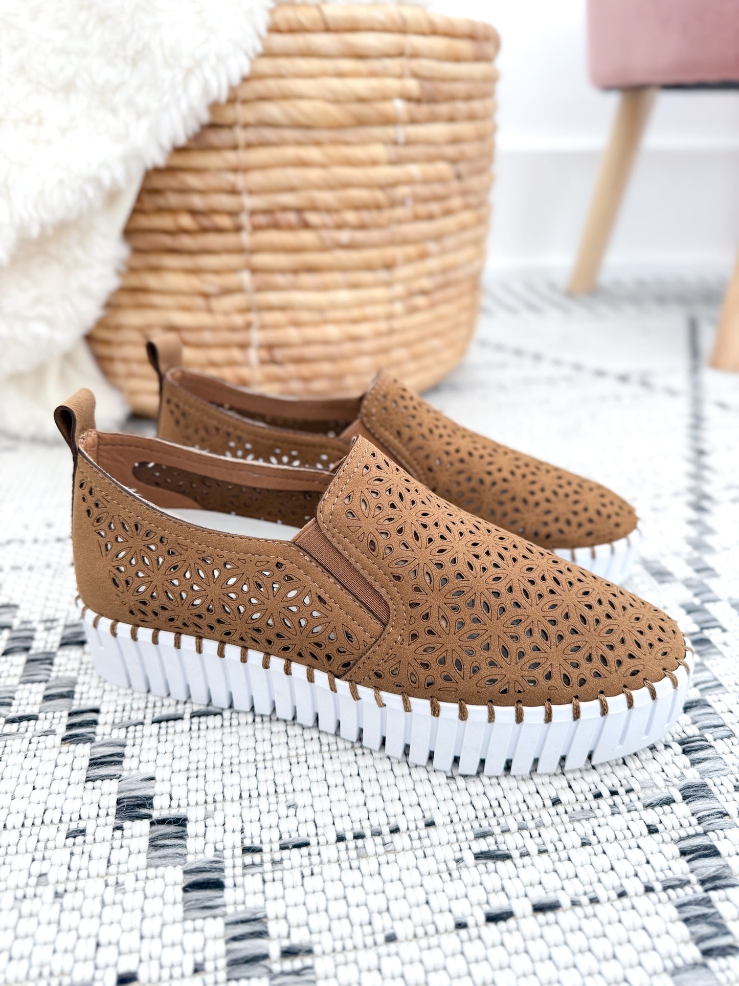 Very G Nicole Platform Shoe - Tan