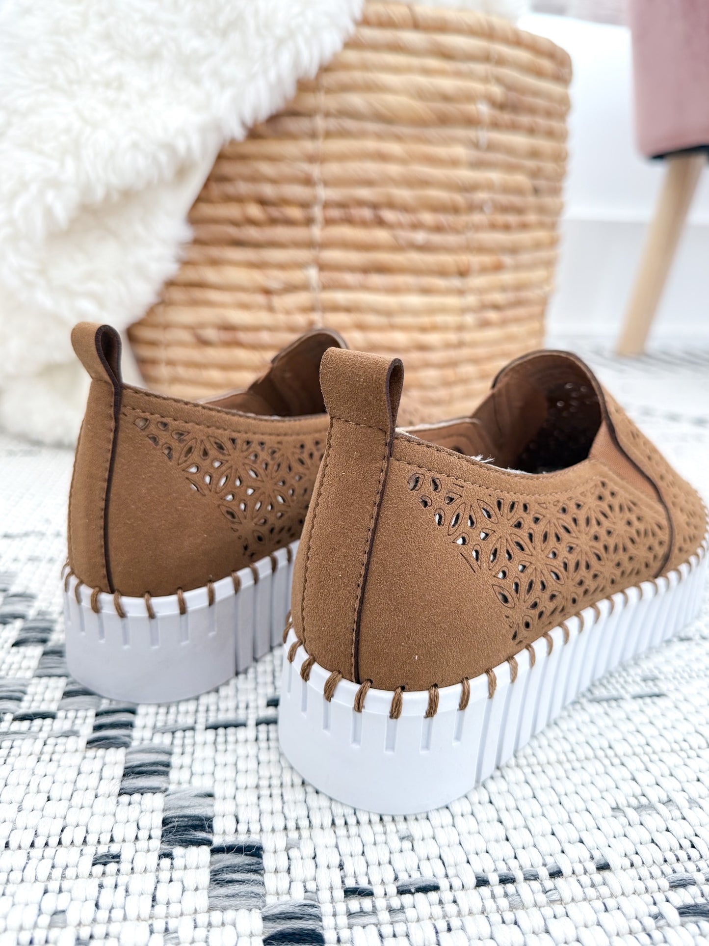 Very G Nicole Platform Shoe - Tan