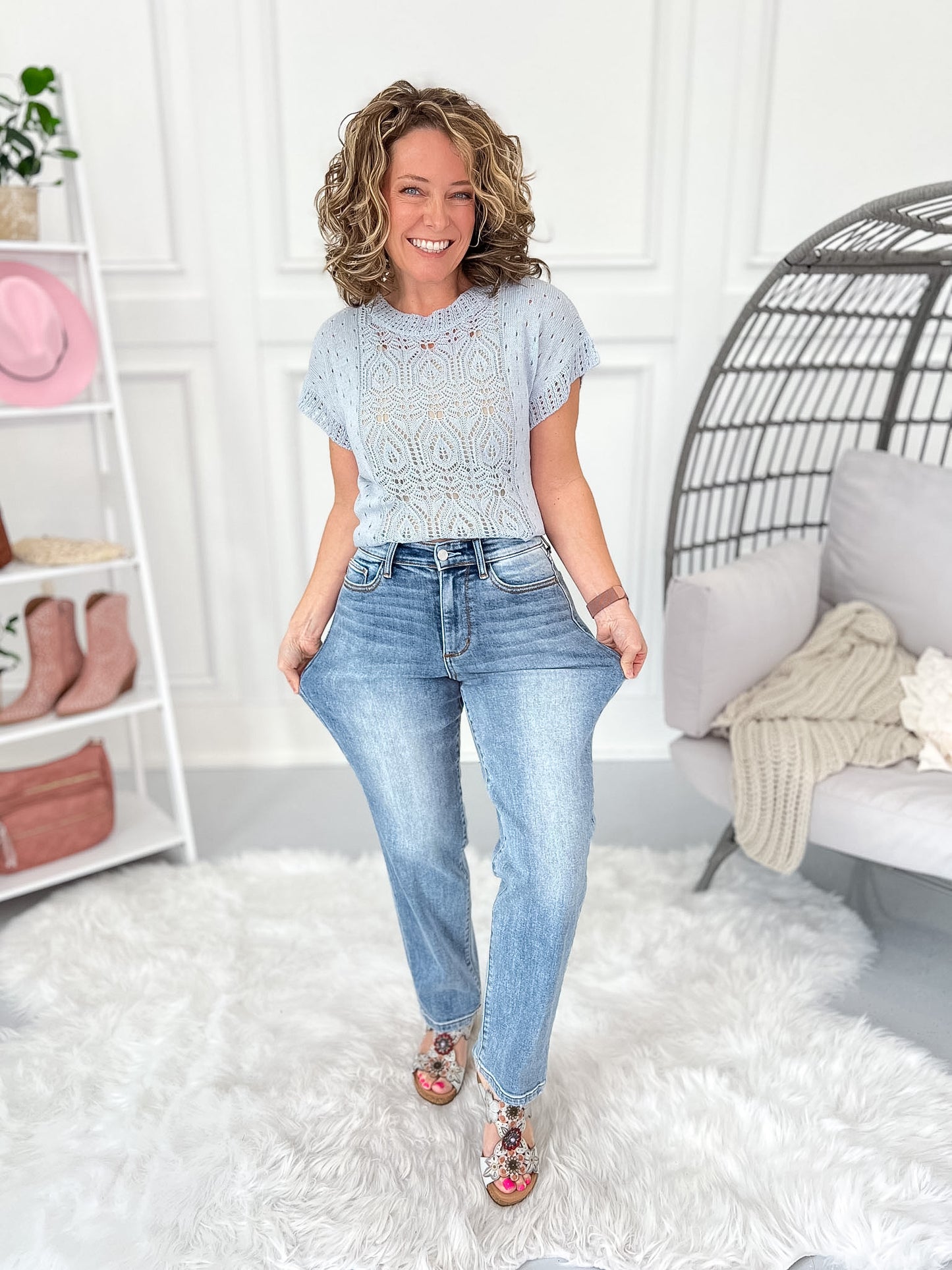 Hits Just Right - Judy Blue Ankle Straight Leg Jean