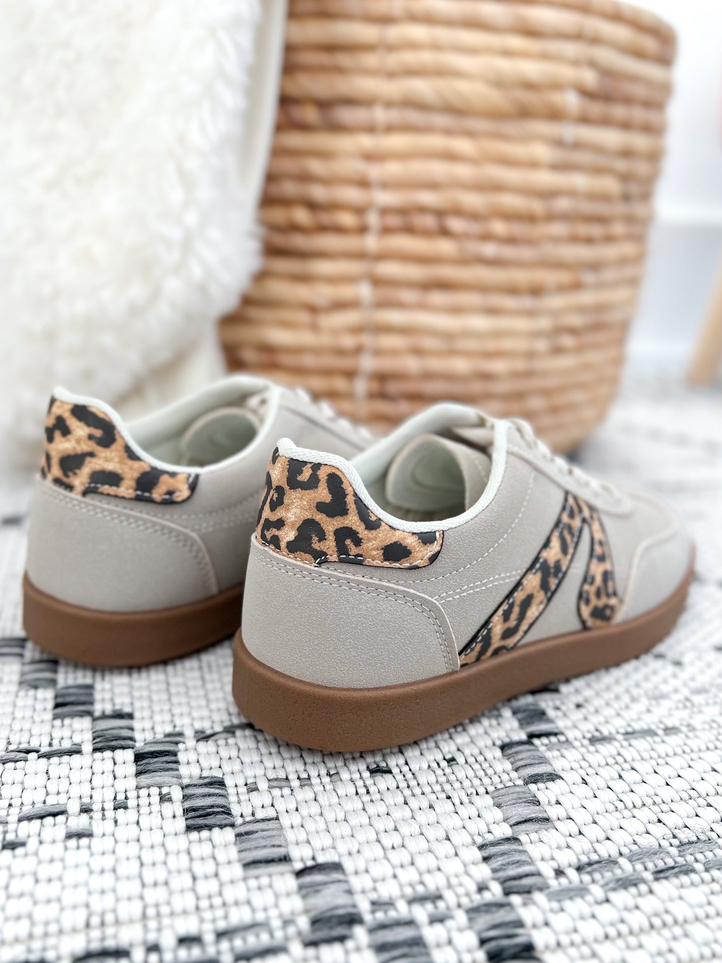 Very G Retro Leopard Sneaker - Cream