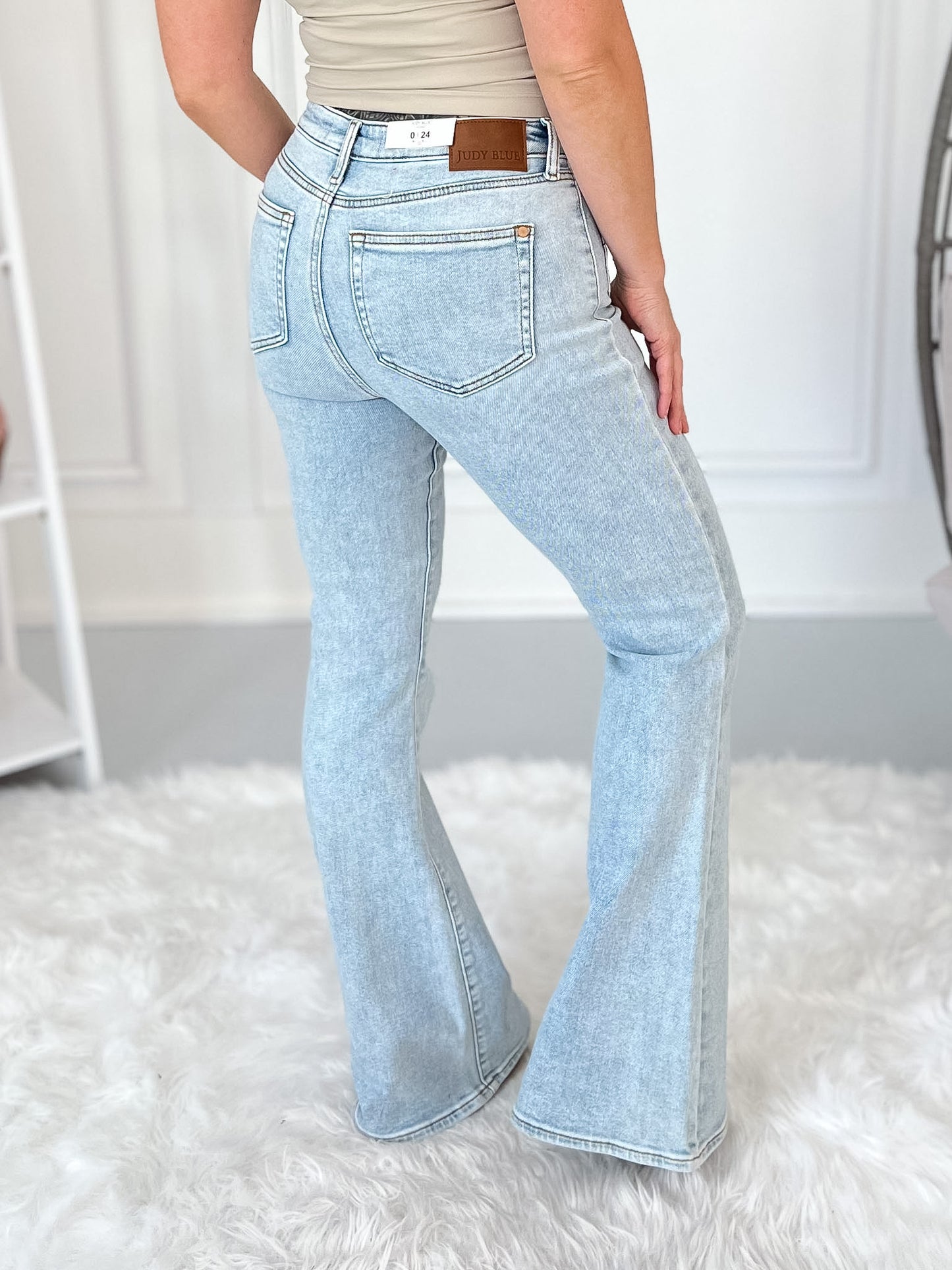 The Headliner - Judy Blue Patch Pocket Flare Jean