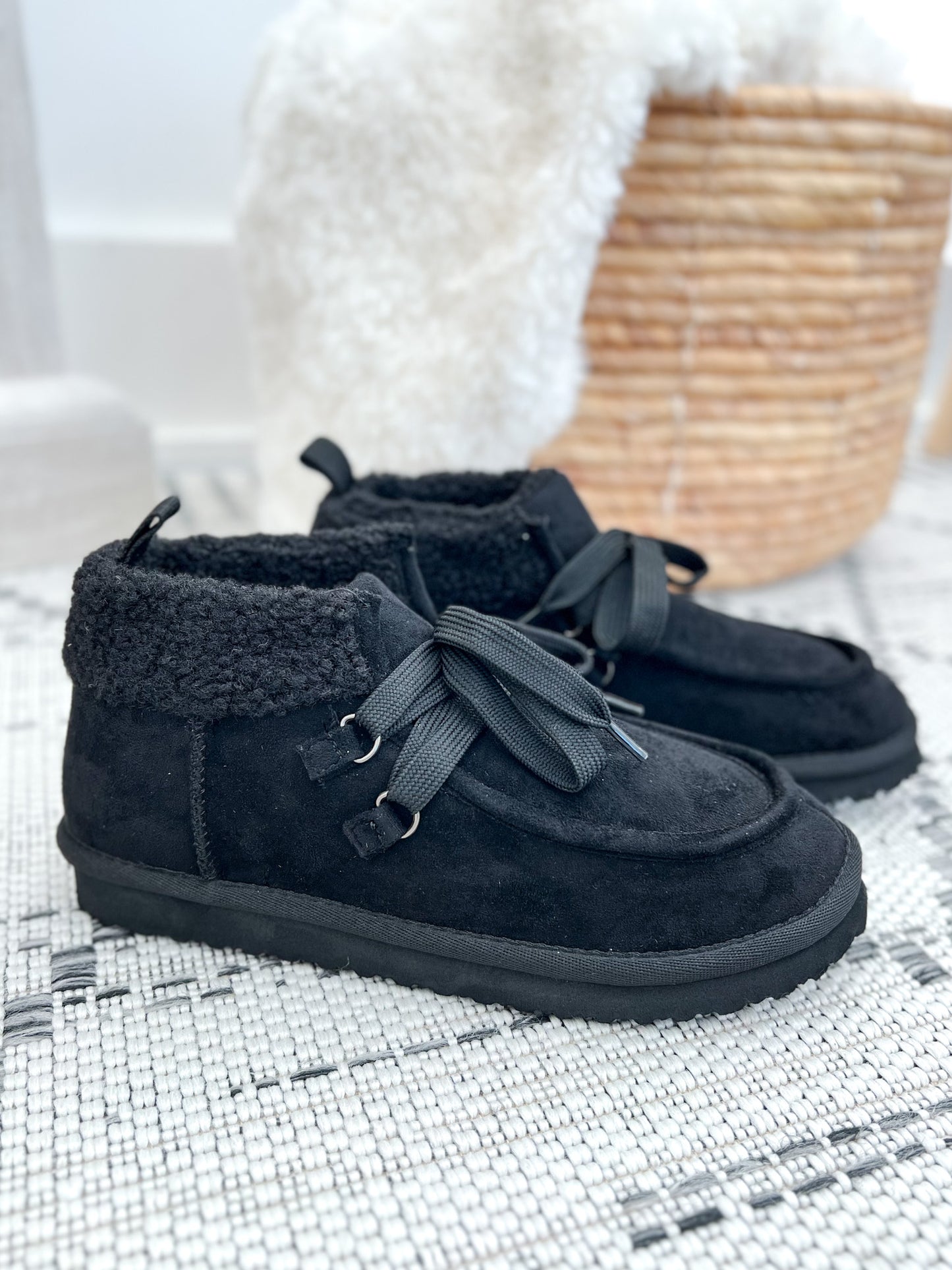 Very G Cherilyn Moccasin - Black