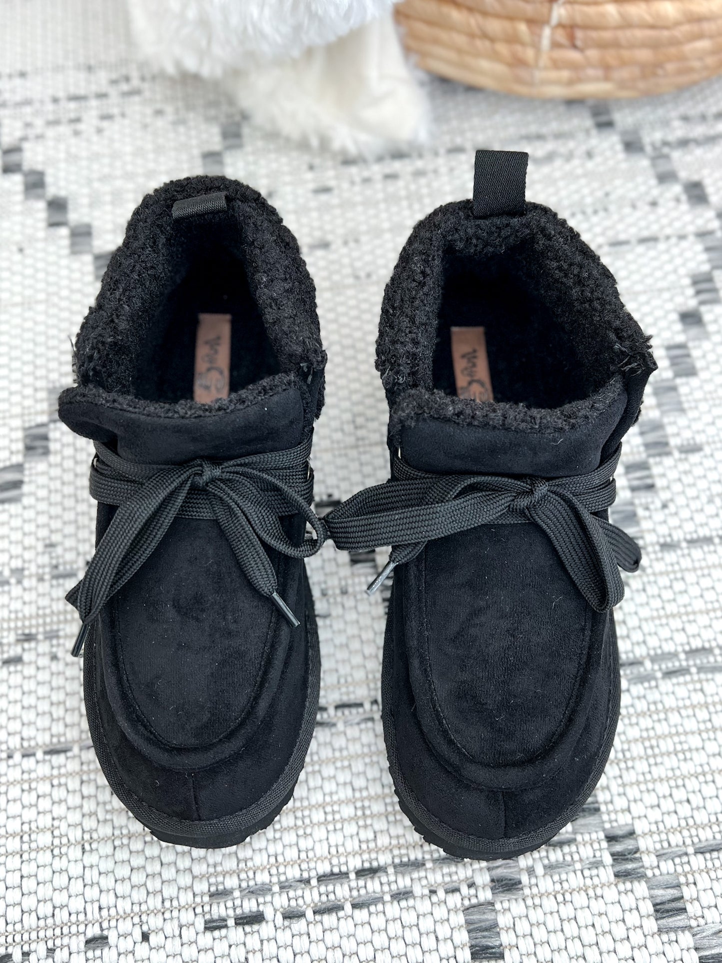 Very G Cherilyn Moccasin - Black