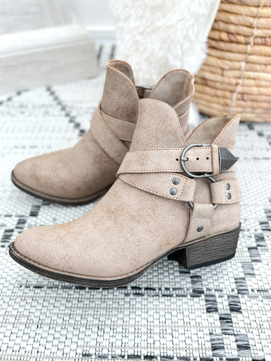 Very G Caroline Boot - Nude