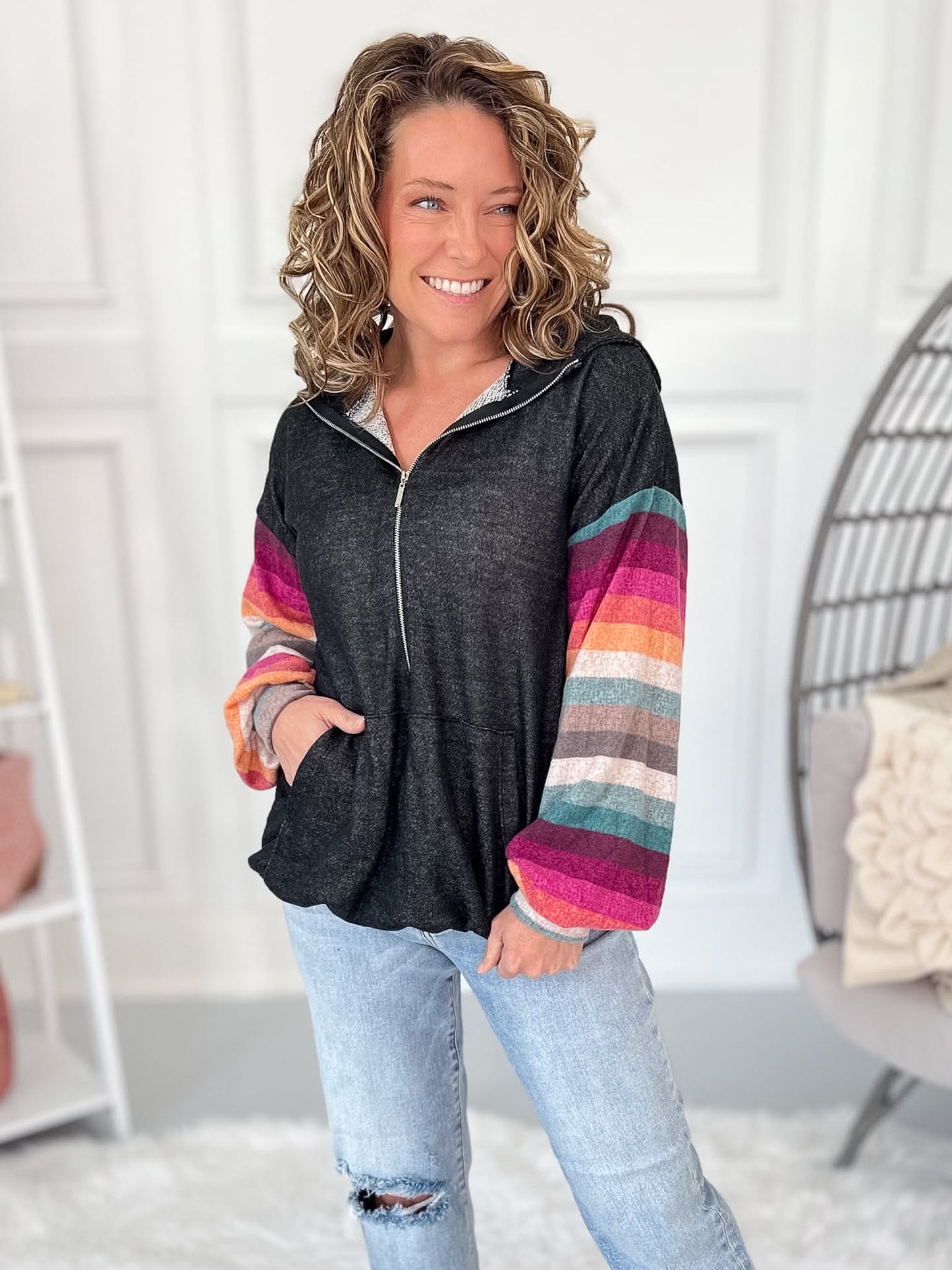 Sunset Sleeves Hoodie - Black