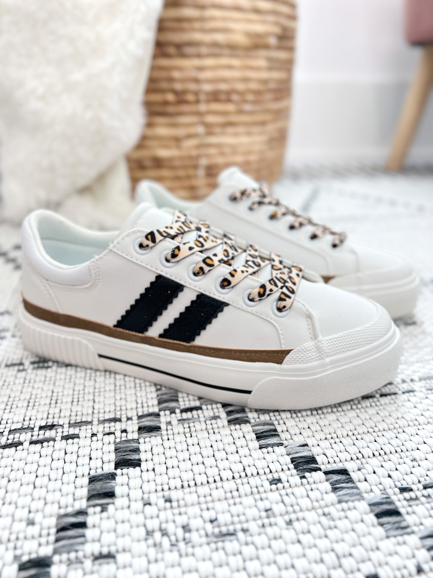 Corky's That's Her Sneaker - Black