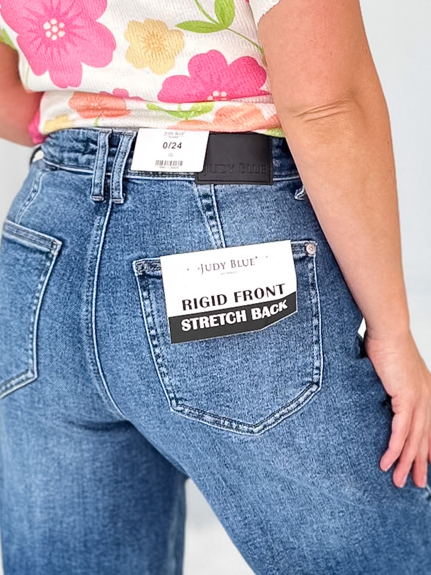 Ahead of the Curve - Judy Blue Rigid Magic Barrel Leg Jean