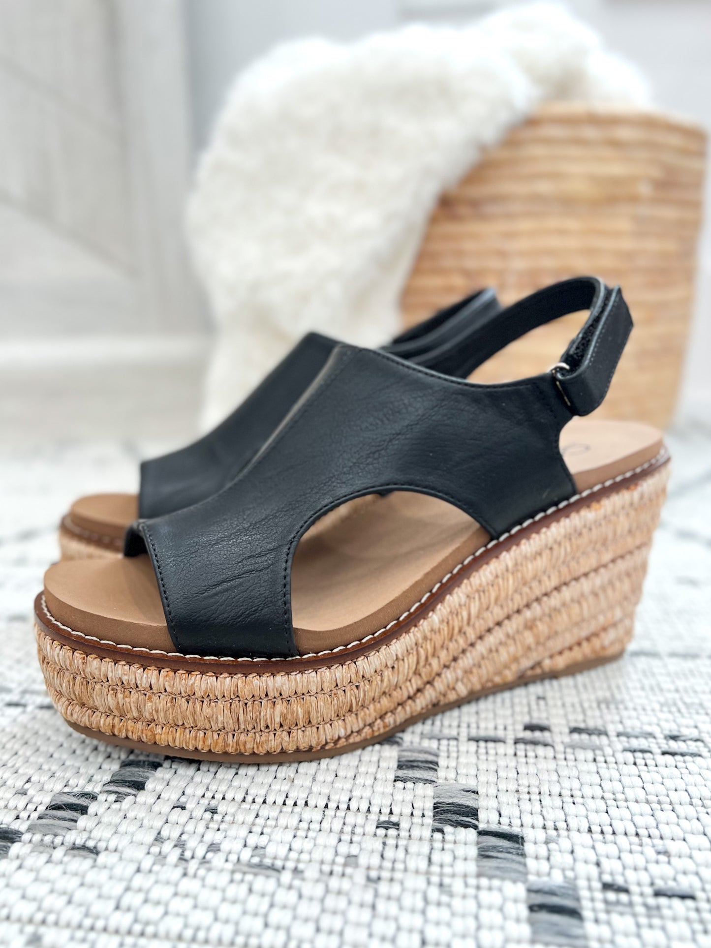 Corky's Freddie Wedge - Black Smooth