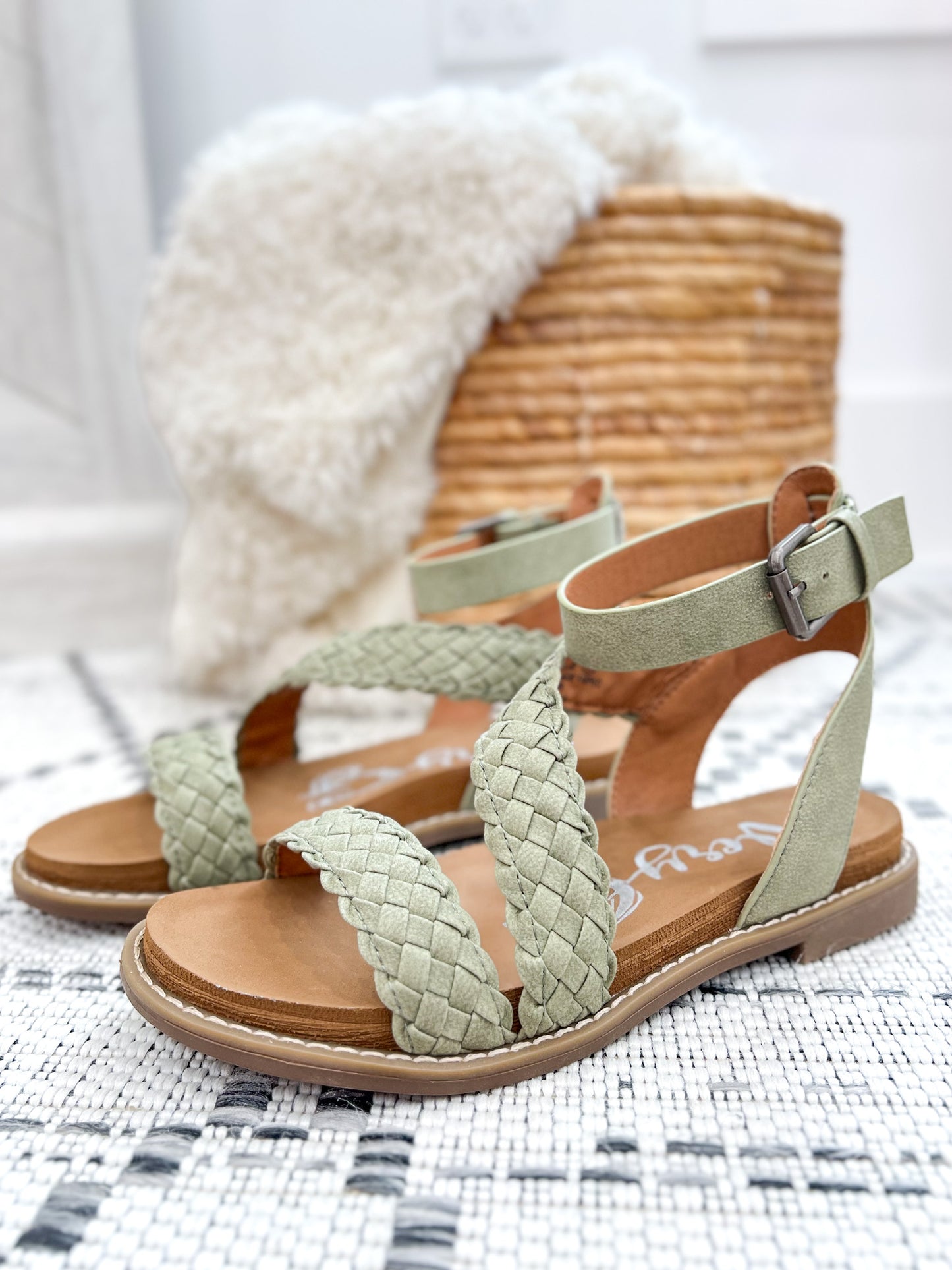 Very G Sylvie Sandal - Sage