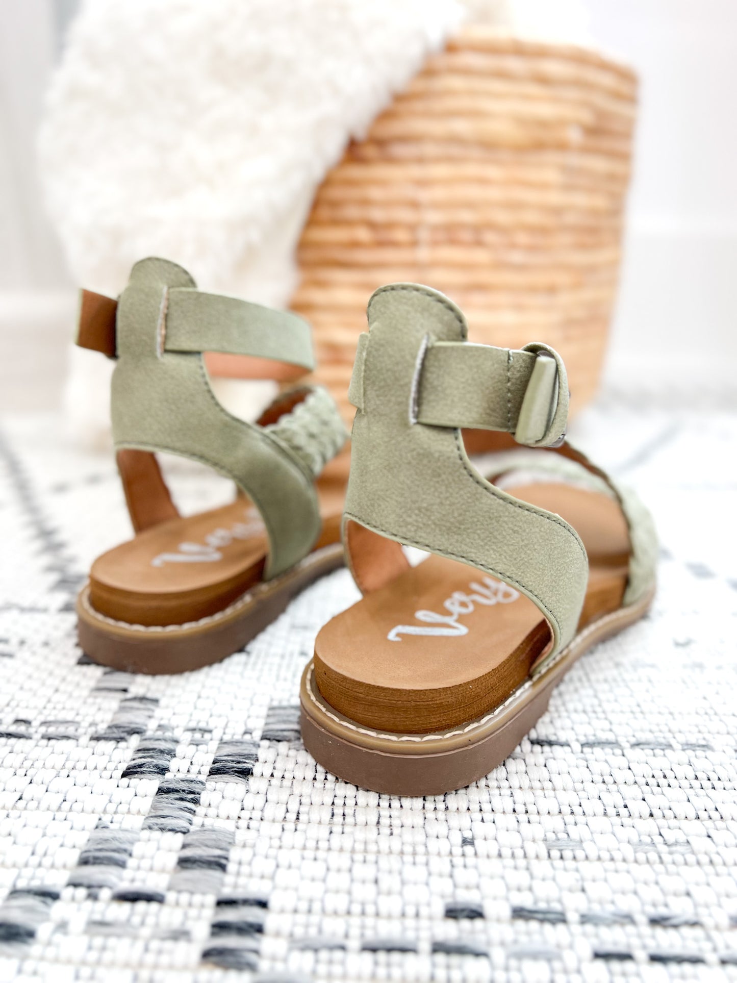 Very G Sylvie Sandal - Sage