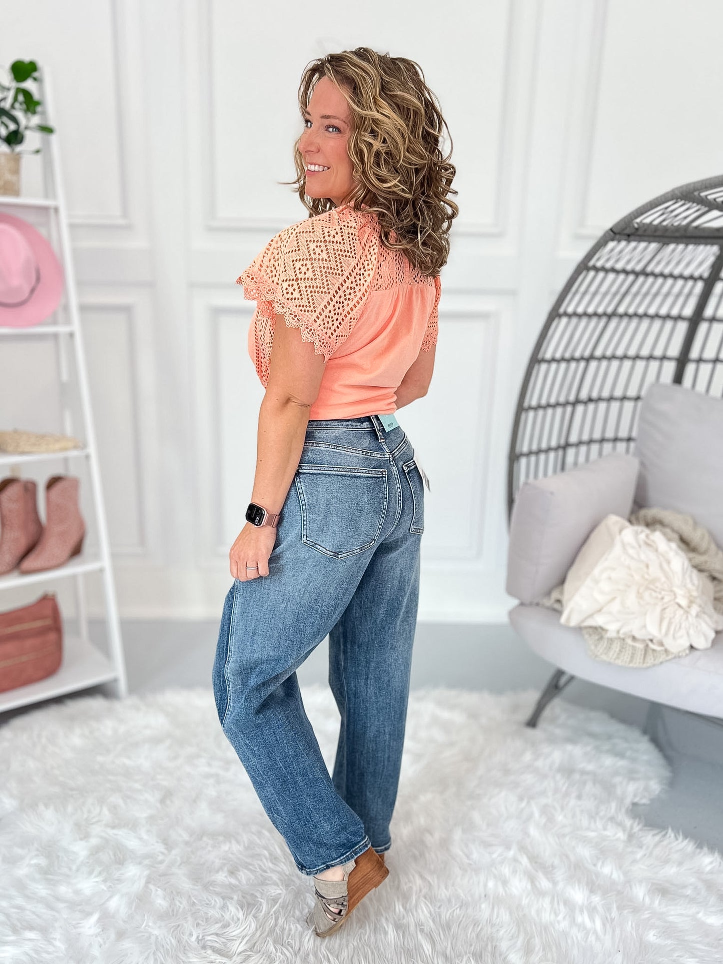 Short Trip - Judy Blue PETITE Rigid Magic Weathered Indigo Arc Jean