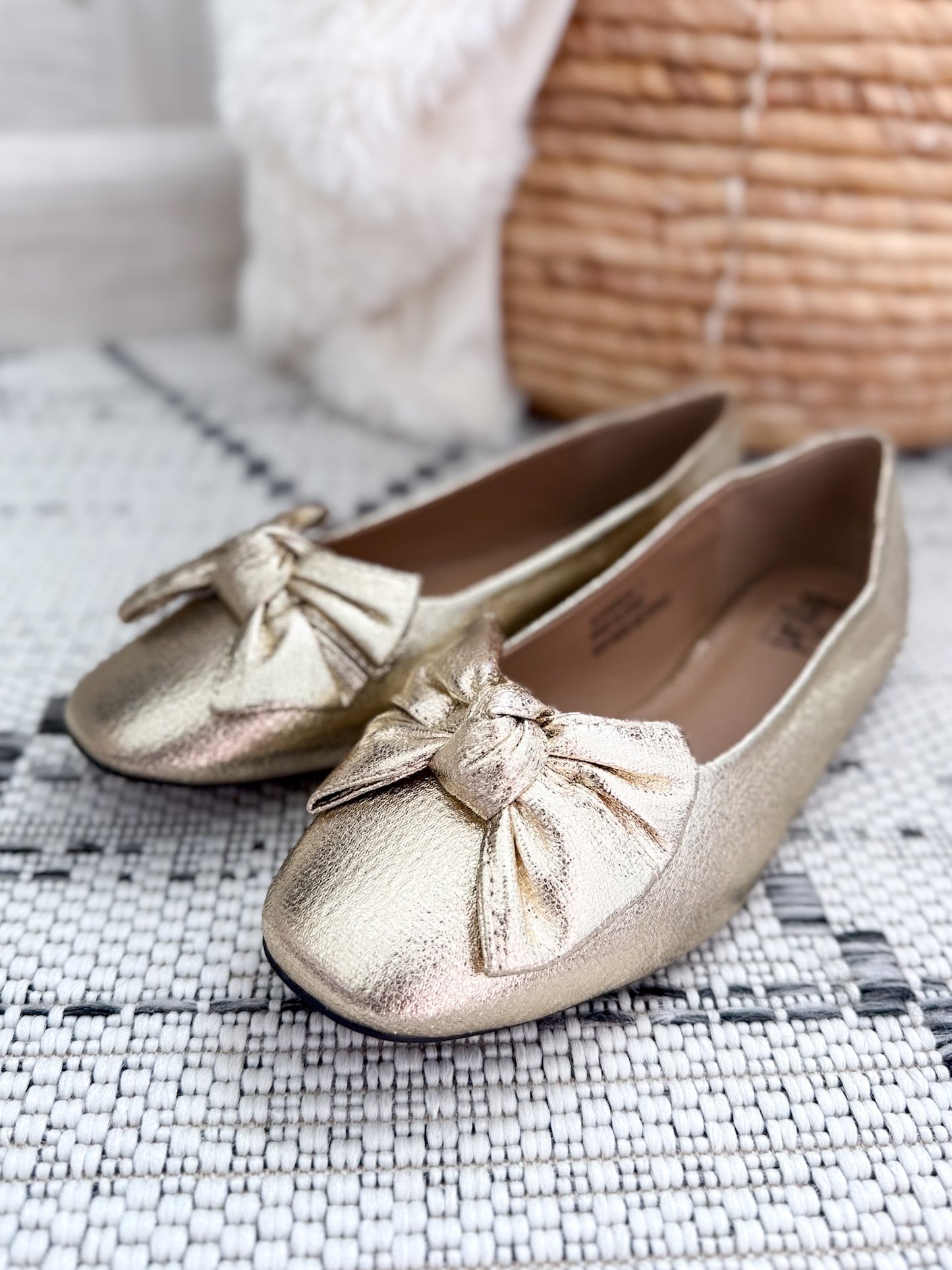 Corky's Sugar Rush Flat - Gold Crinkle Metallic