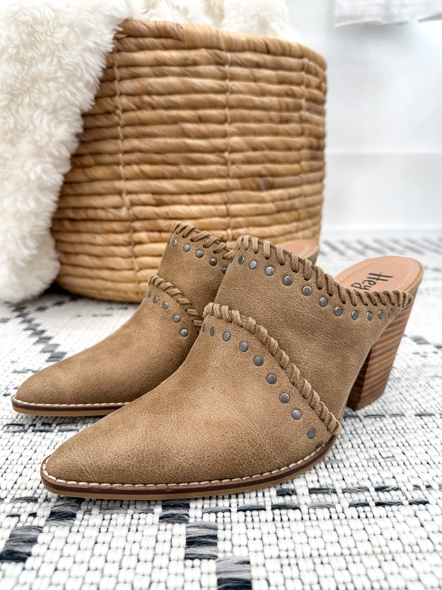 Corky's Blame The Bar Mules - Tan