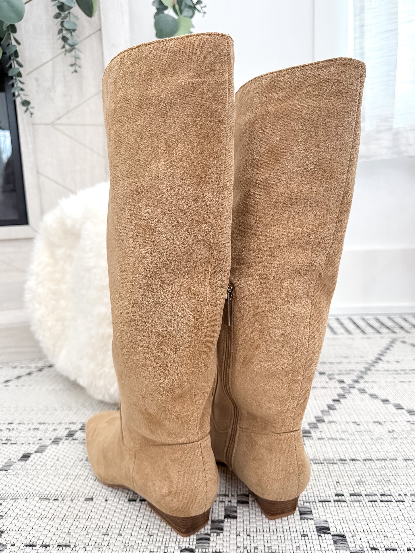 Corky's Make em' Jealous Boots - Camel