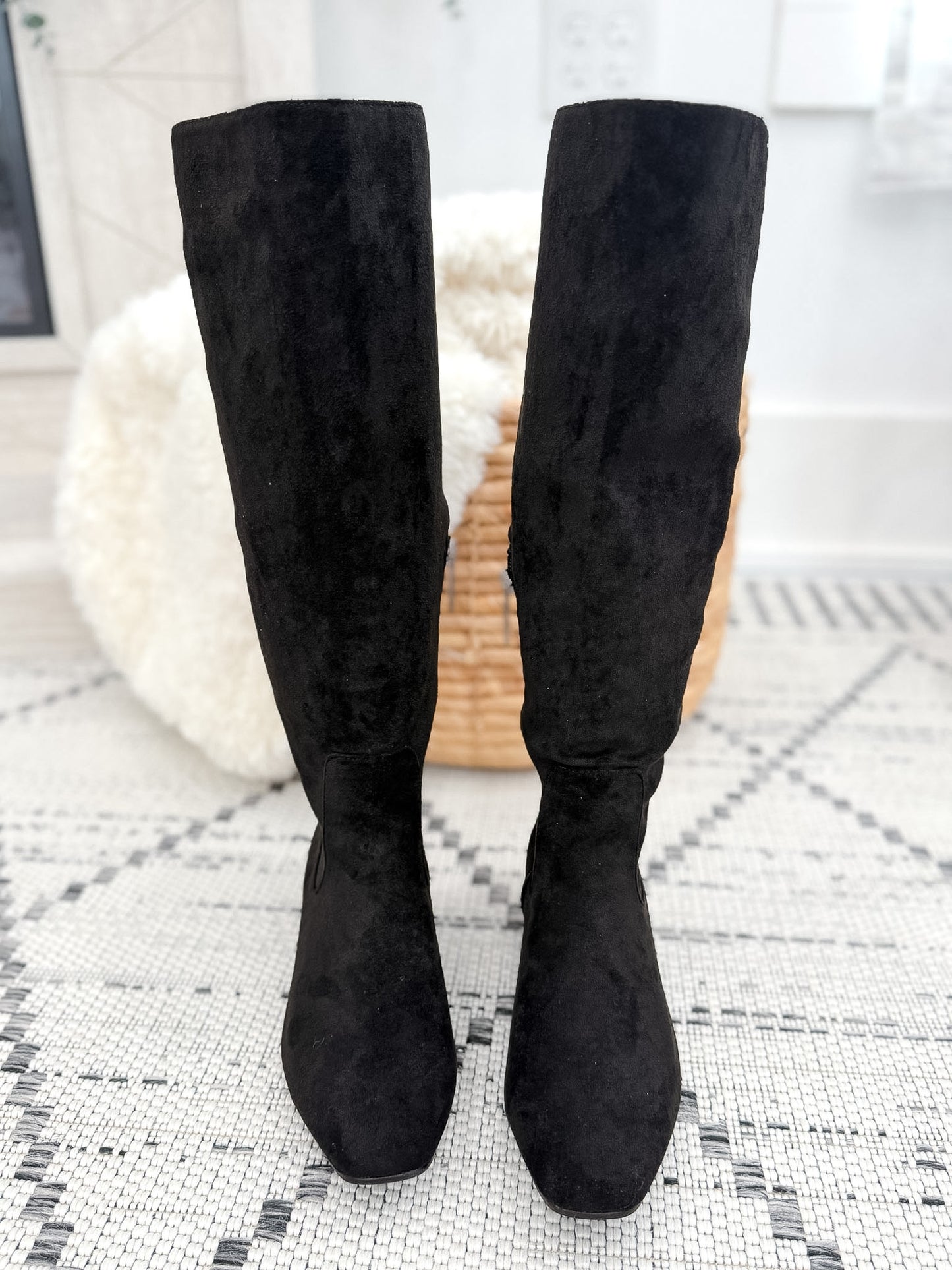 Corky's Make em' Jealous Boots - Black