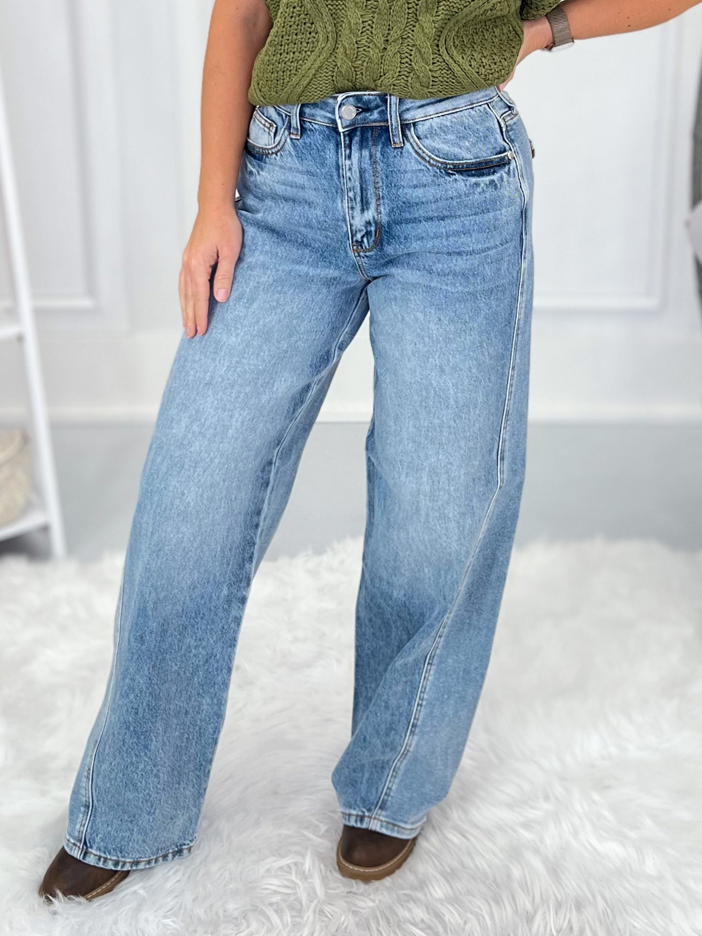The Crossover - Judy Blue Wilhelmina Rigid Magic Twisted Side Seam Jean