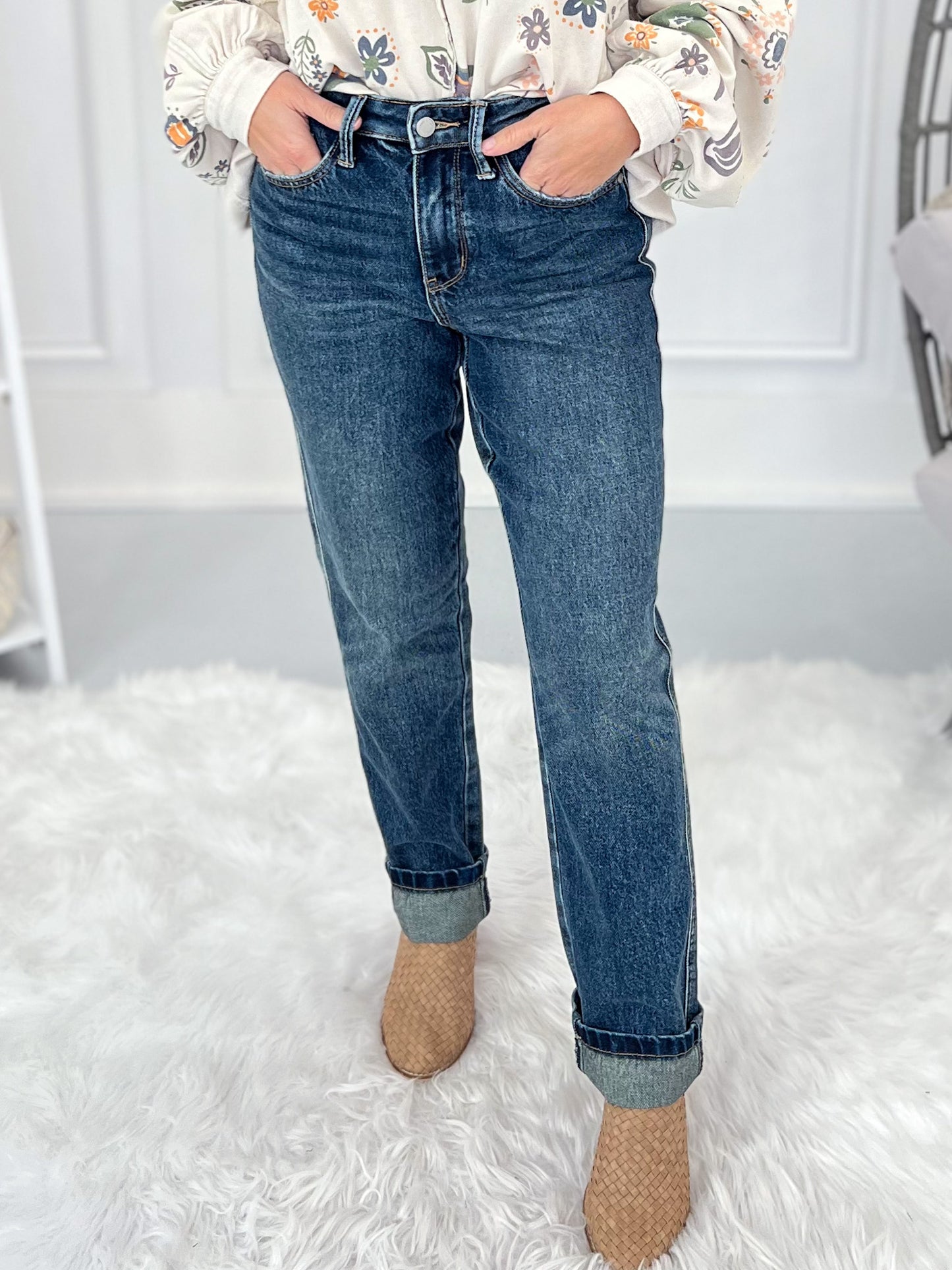 Secret Sculpt - Judy Blue Rigid Magic Straight Leg Jean