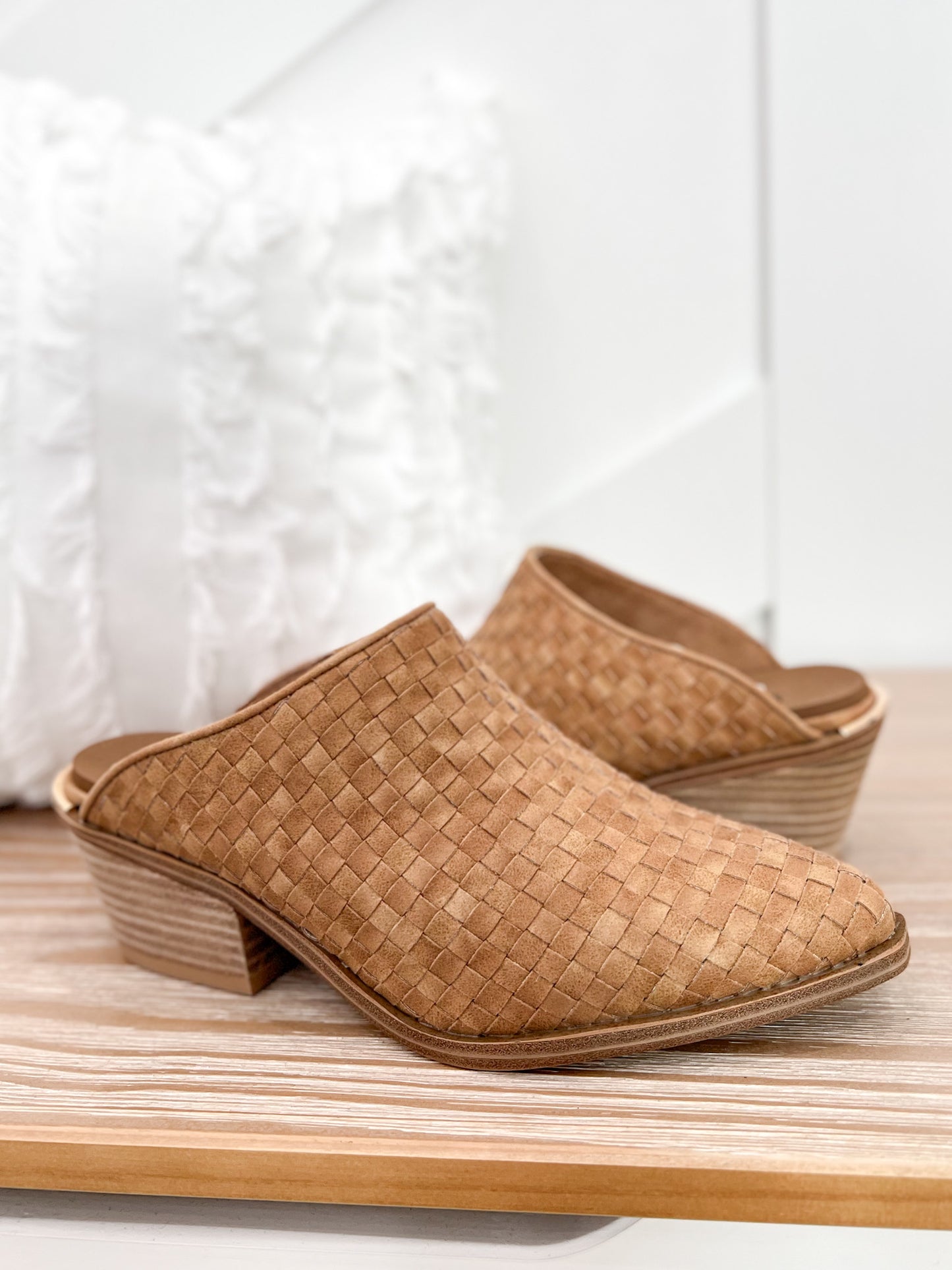 Corky's TGIF Wedge - Camel