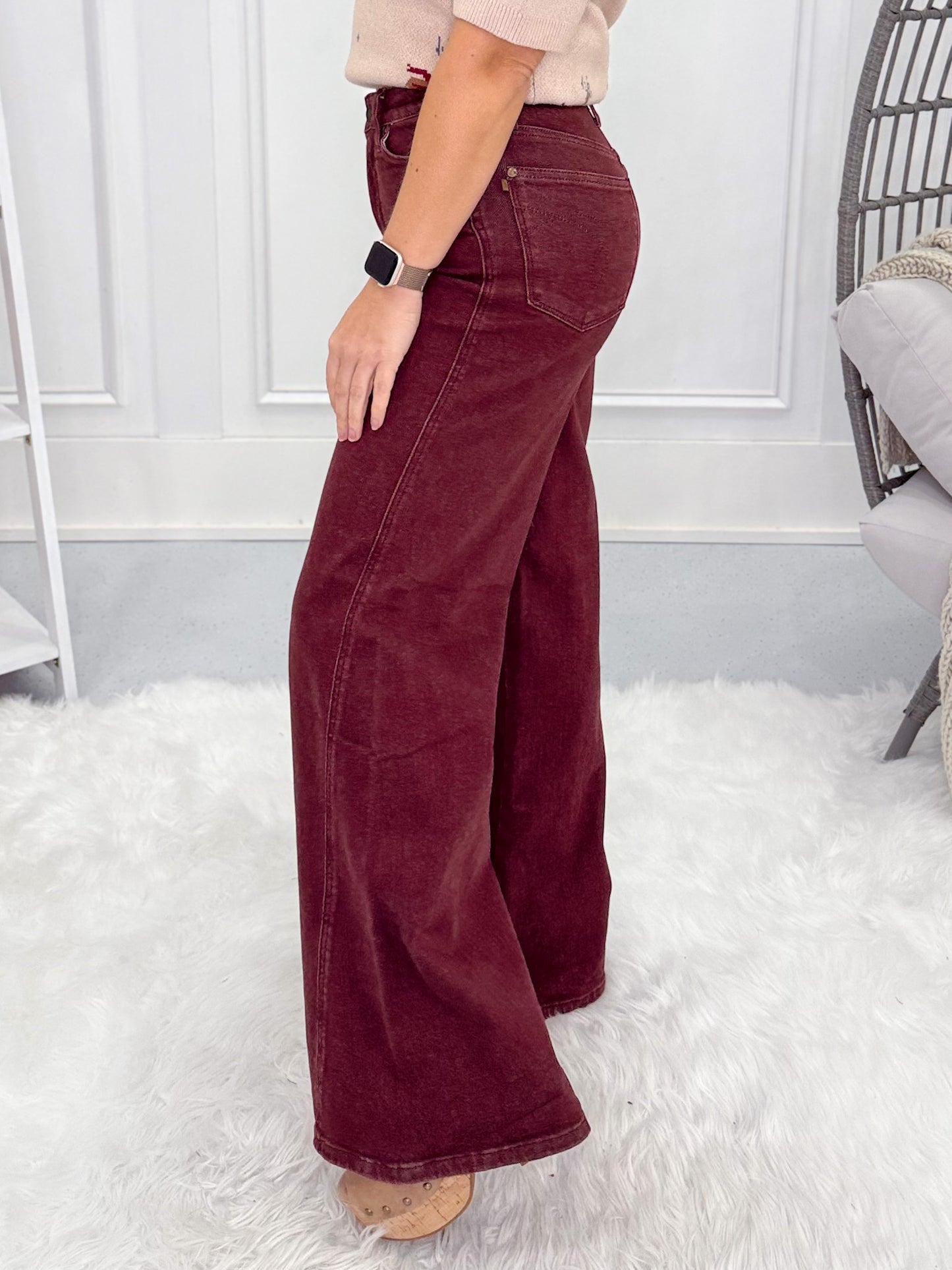 *DOOR BUSTER* Retro Rouge - Judy Blue Burgundy Retro Wide Leg Jean