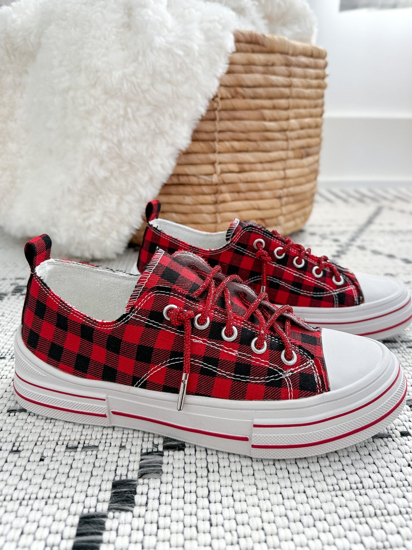 Very G Aman Tailor Sneaker - Red