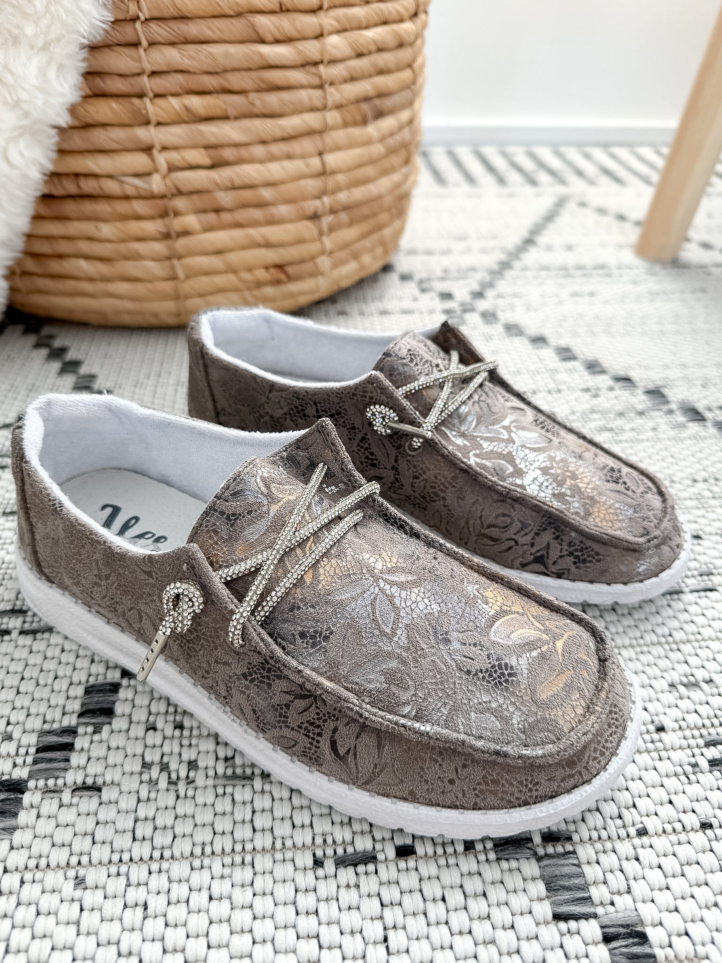 Very G Holly Prints Sneaker - Grey