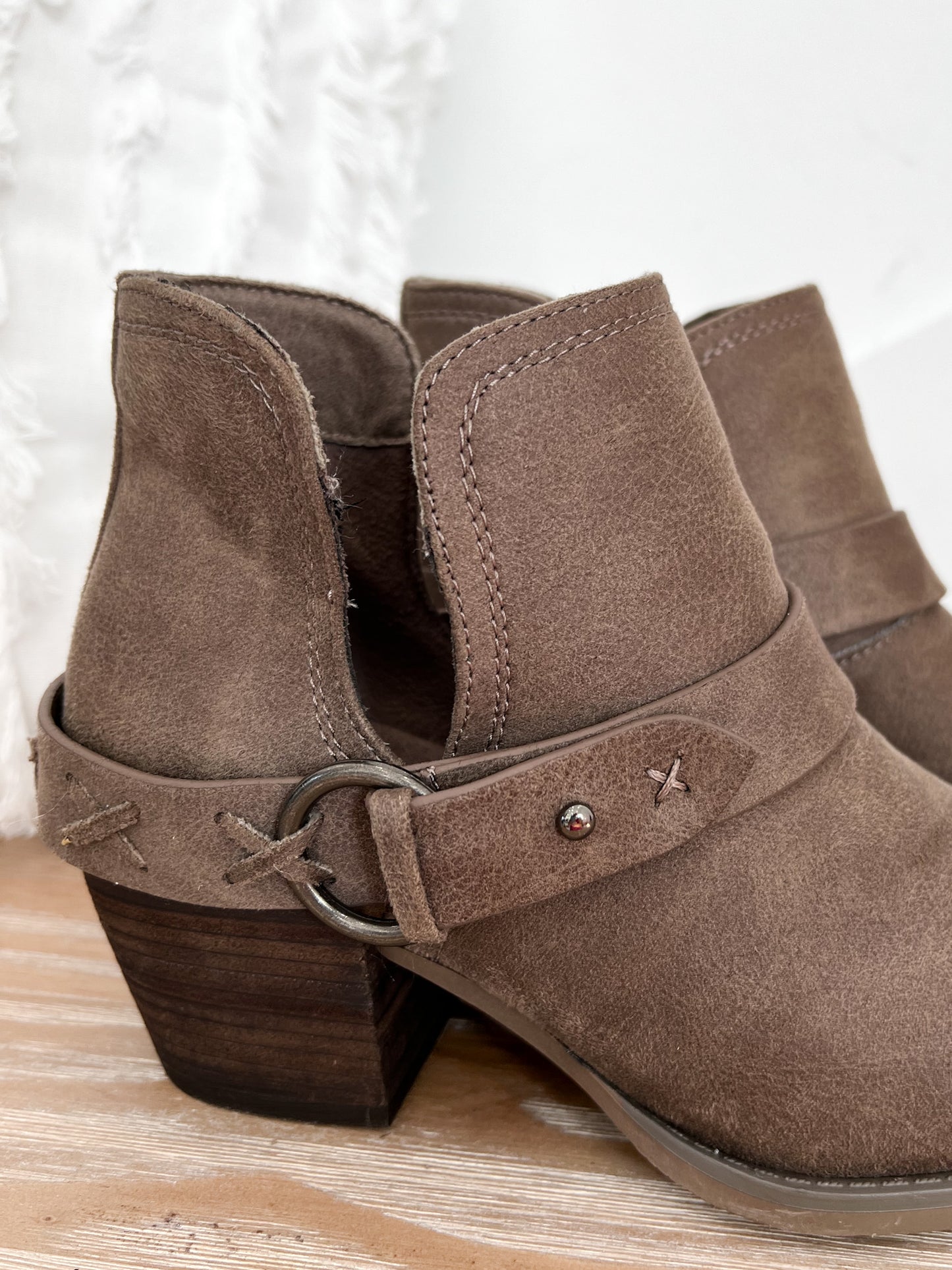 Very G Dixie Ann Wedge - Taupe