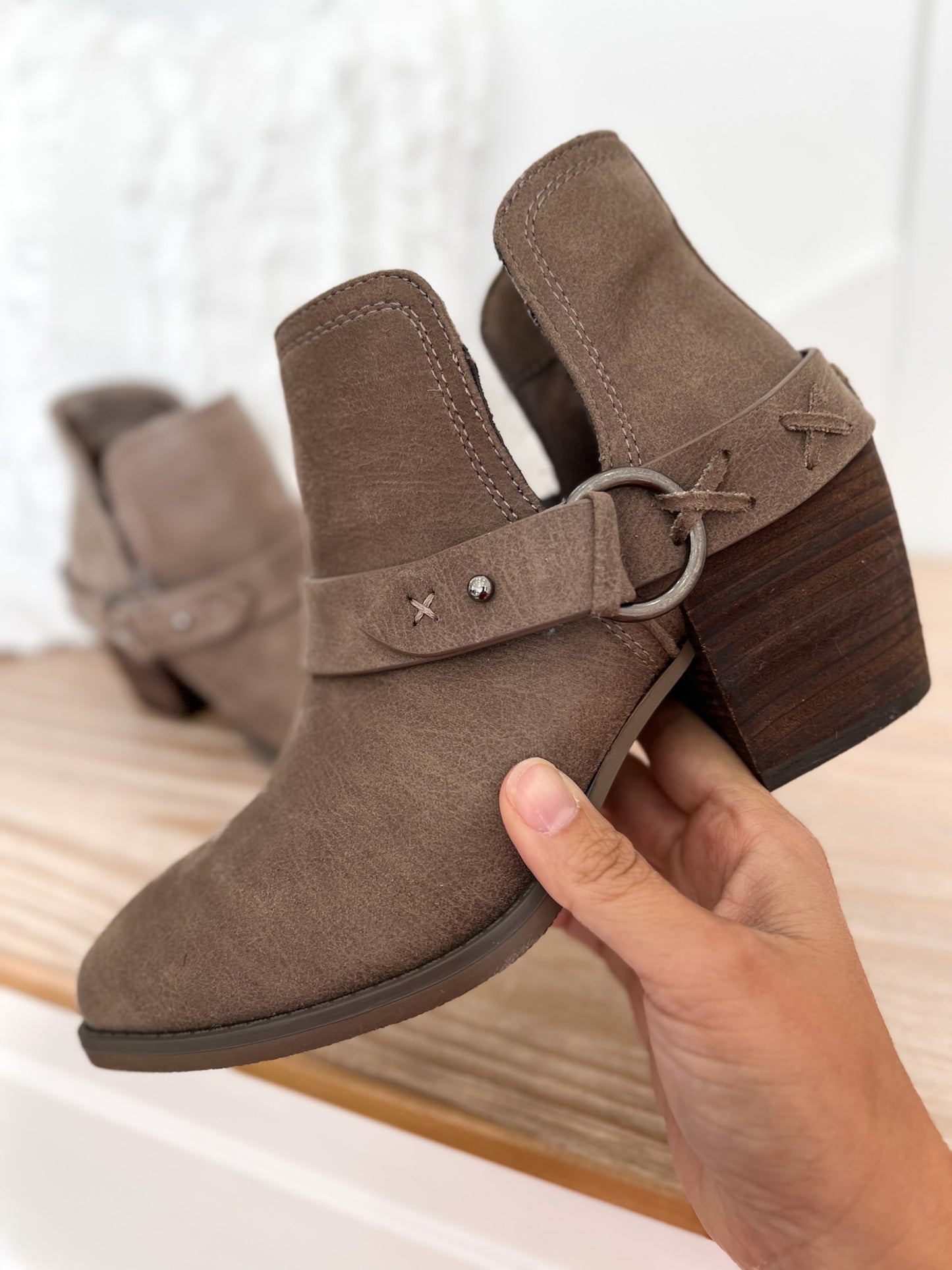 Very G Dixie Ann Wedge - Taupe