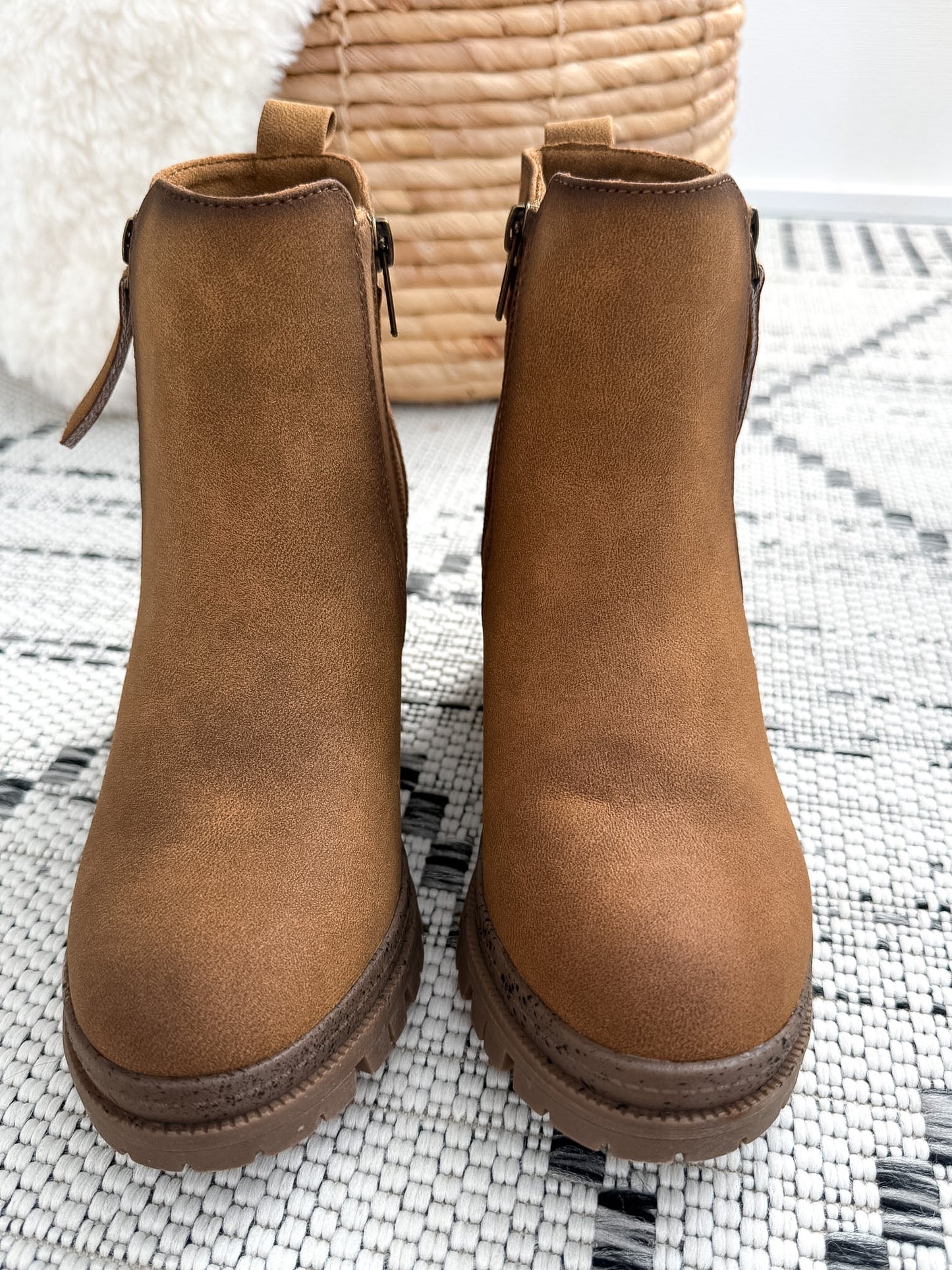 Very G Maeve Boot - Tan