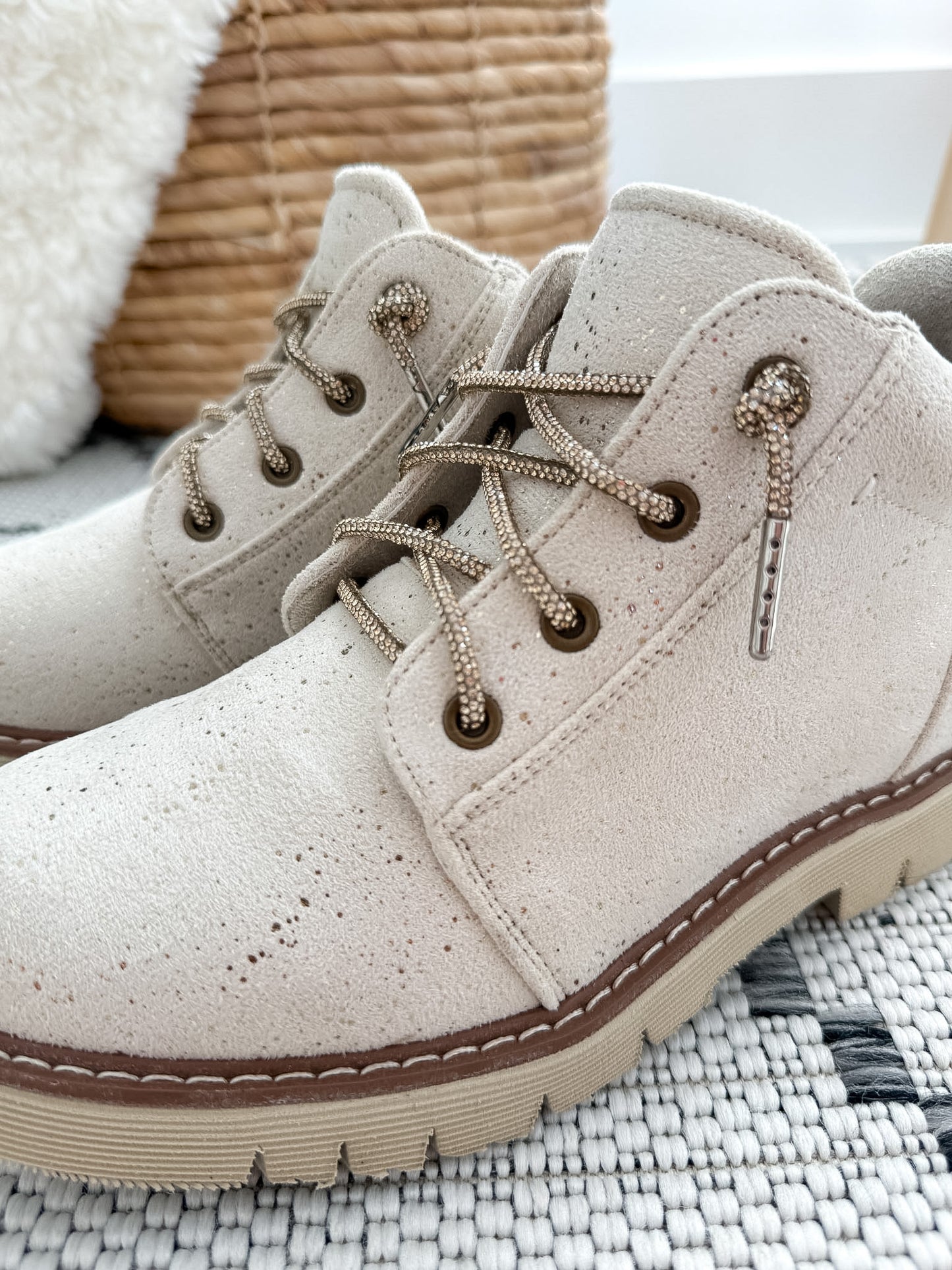 Very G Lauren Boot - Cream
