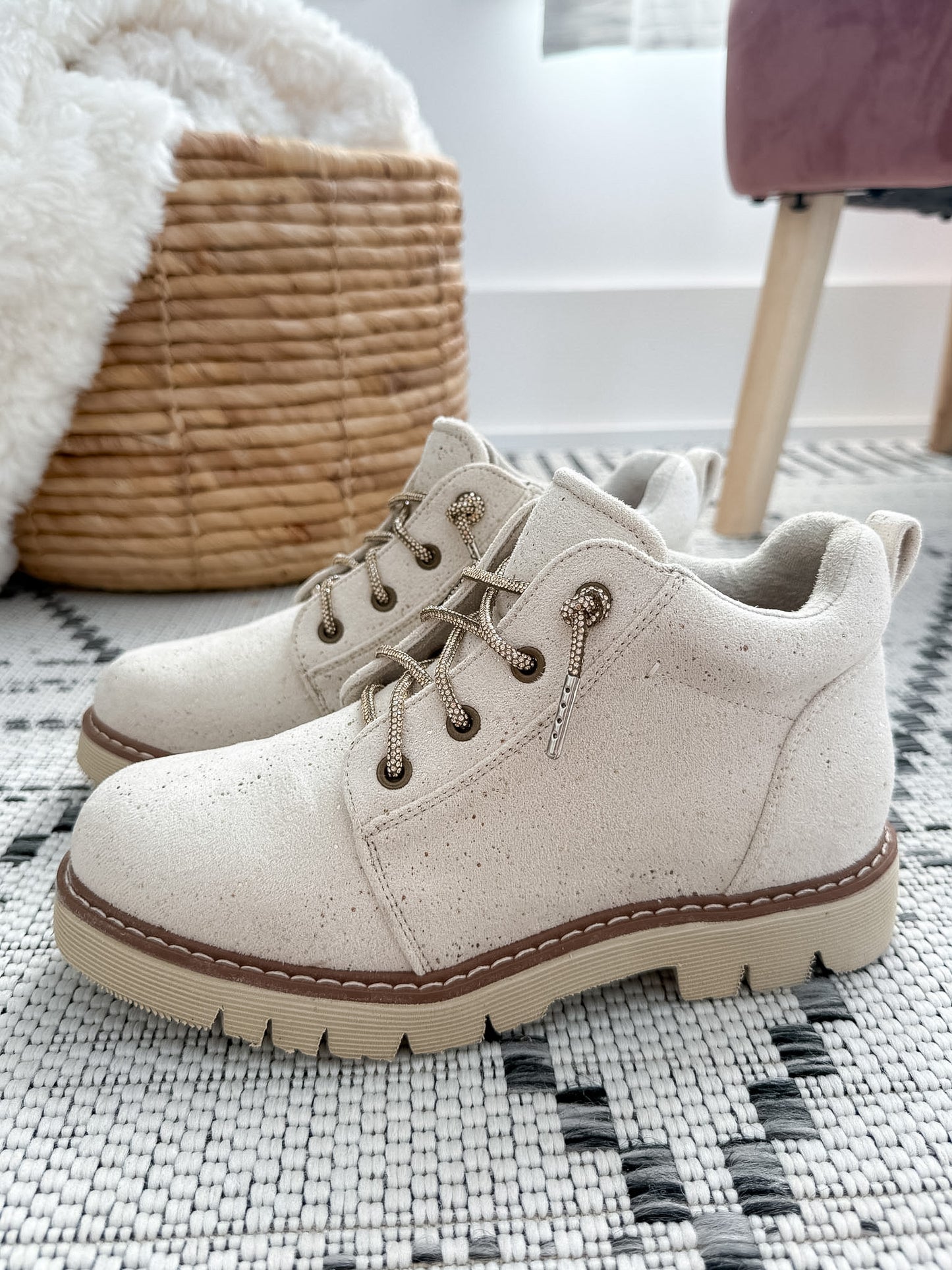 Very G Lauren Boot - Cream