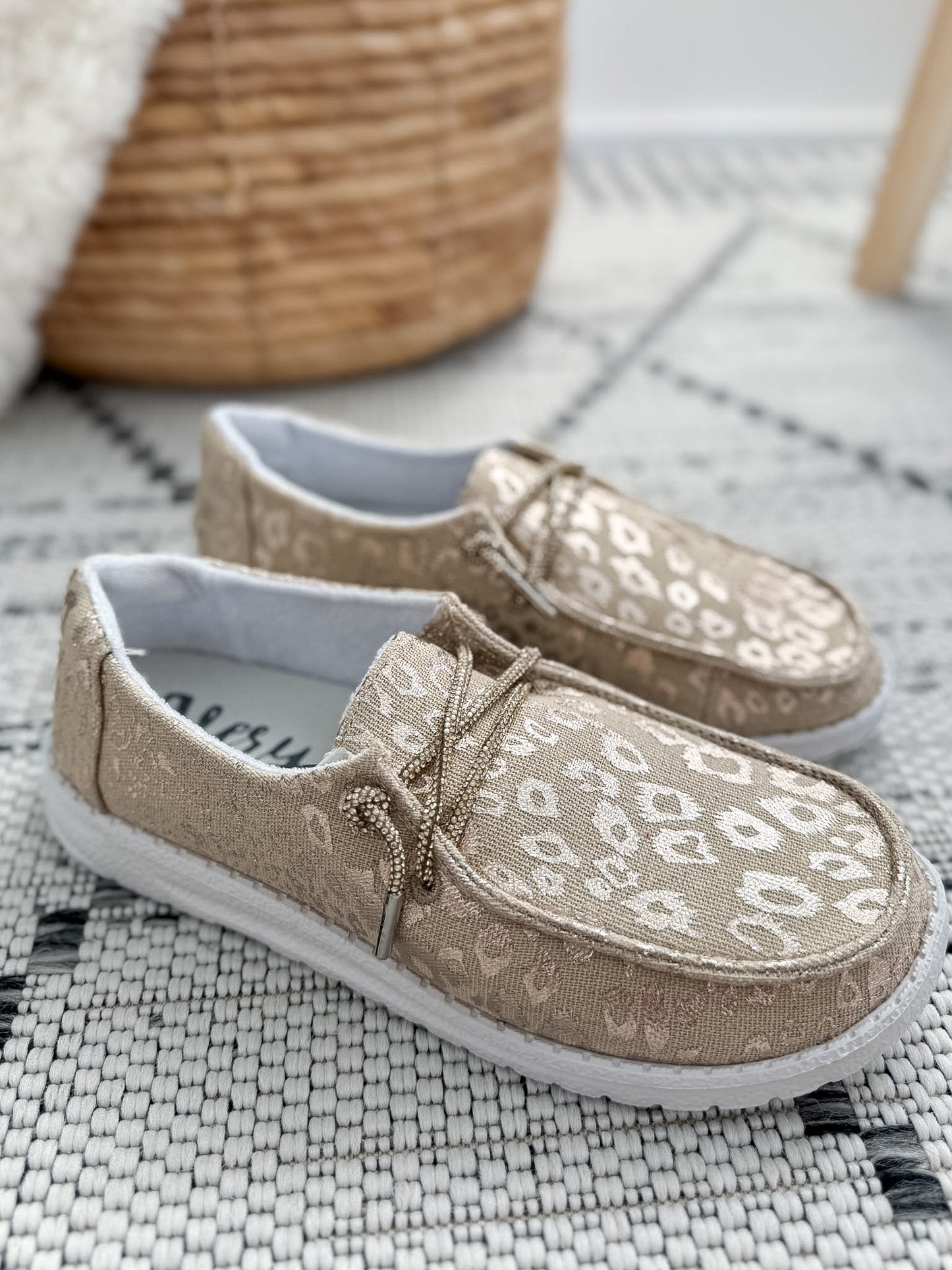 Very G Holly Leopard Sneaker - Natural