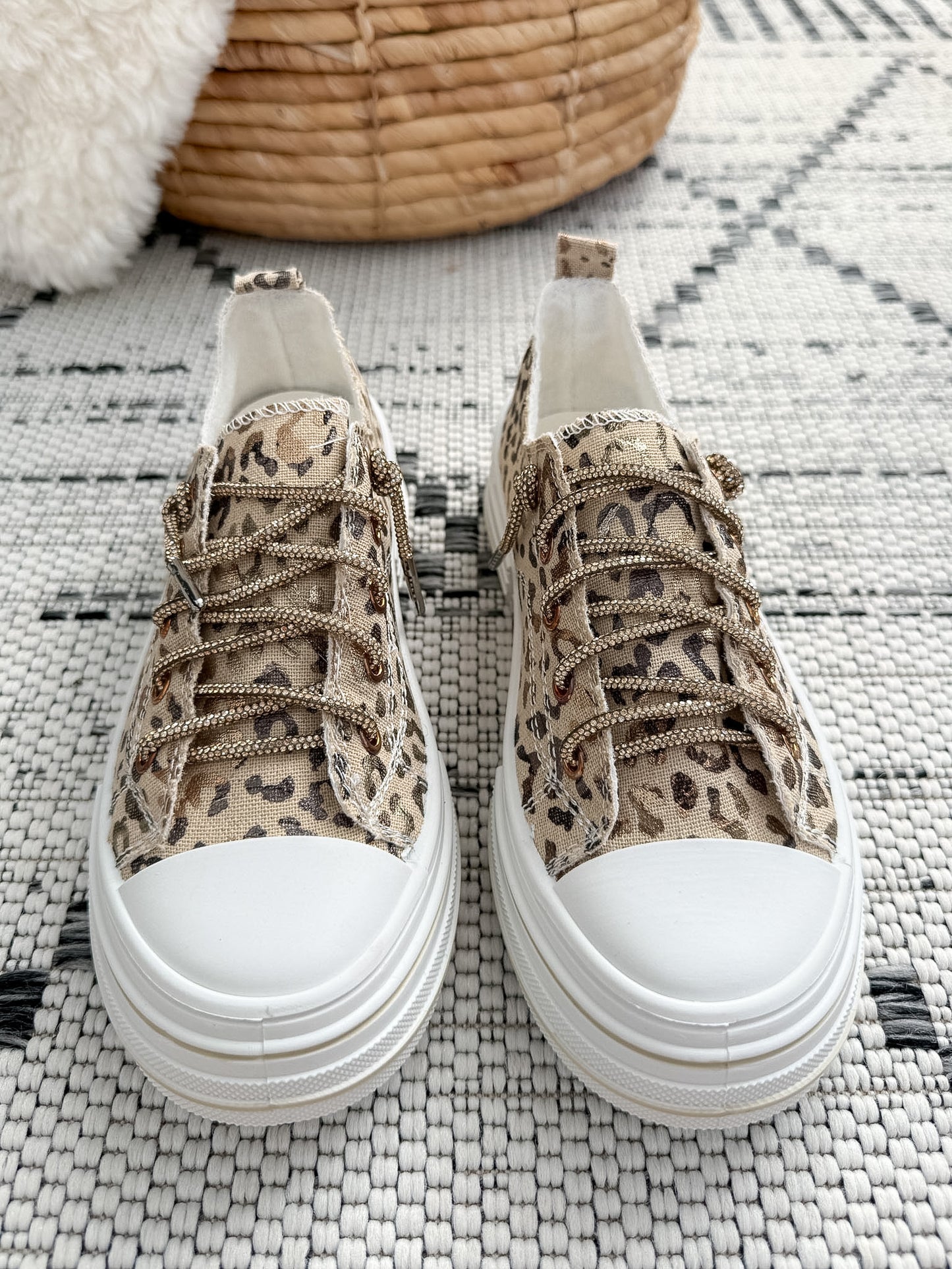 Very G Aman Leopard Sneaker - Natural