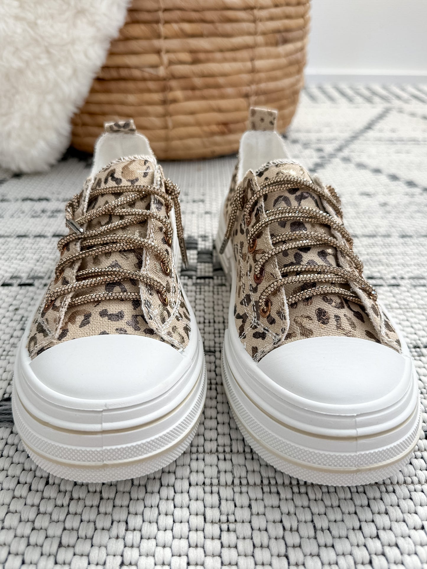 Very G Aman Leopard Sneaker - Natural