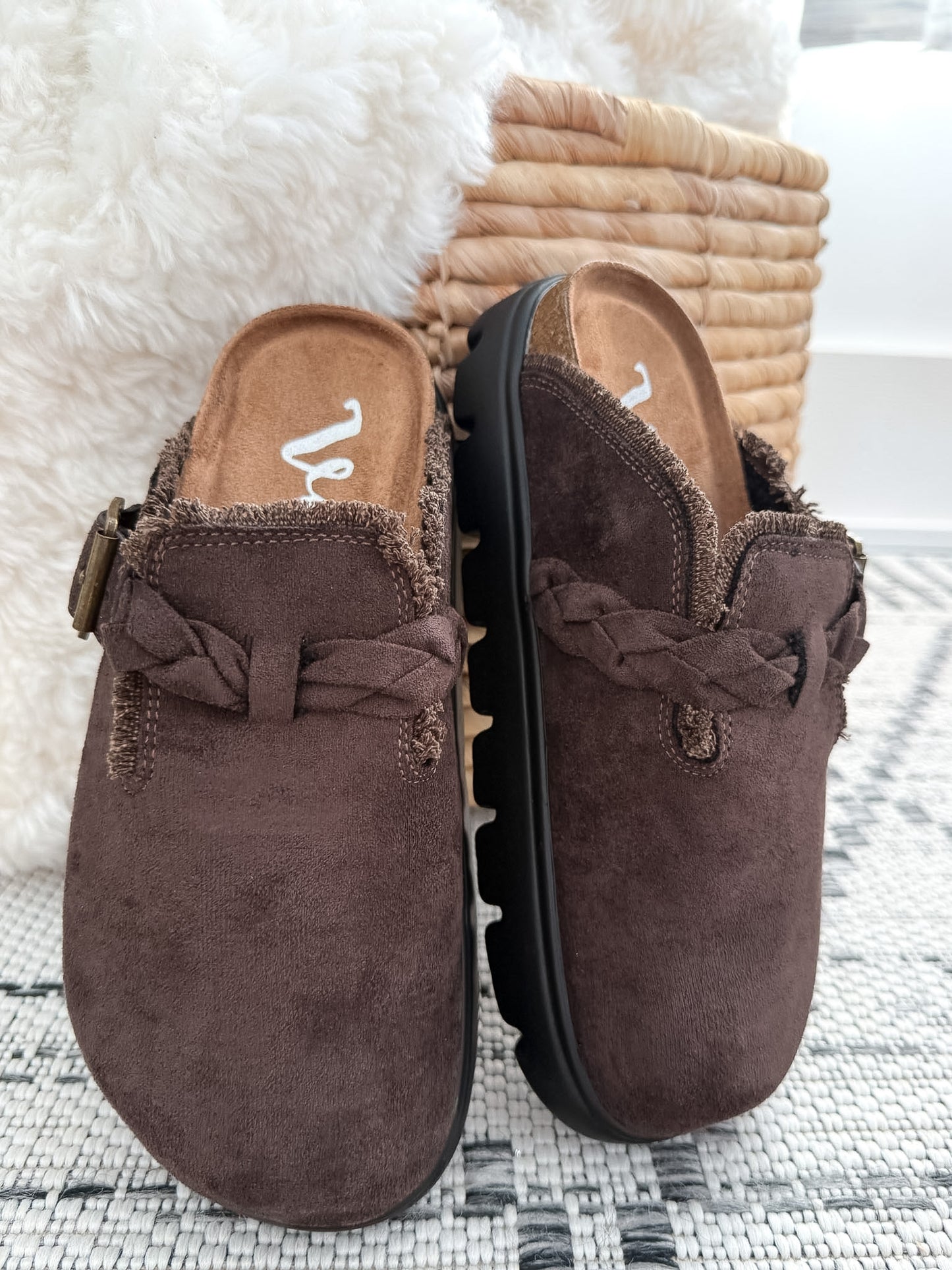 Very G Cali 2 Clog - Chocolate