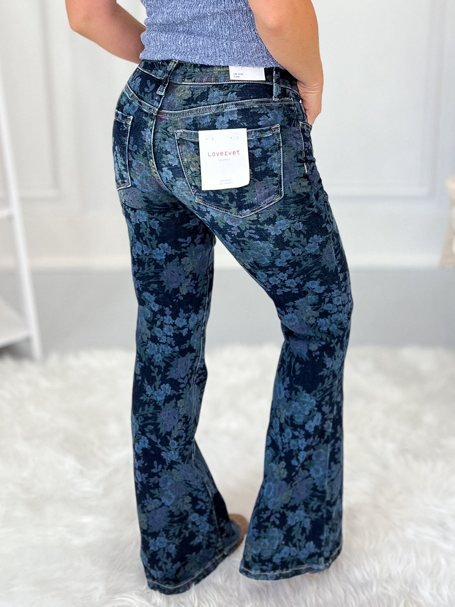 Secret Garden - Lovervet Floral Flare Jean