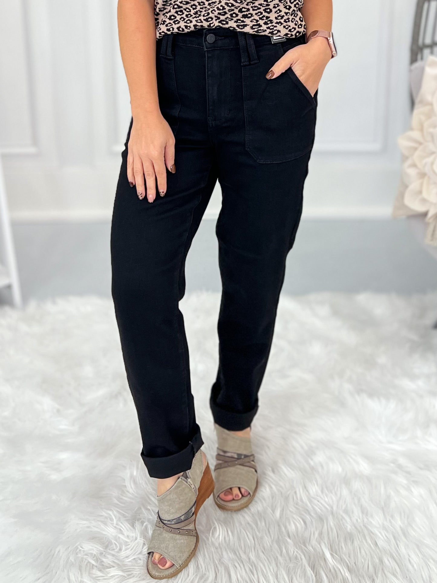 Pitch Perfect - Judy Blue Jet Black Aurora Weekender Jean