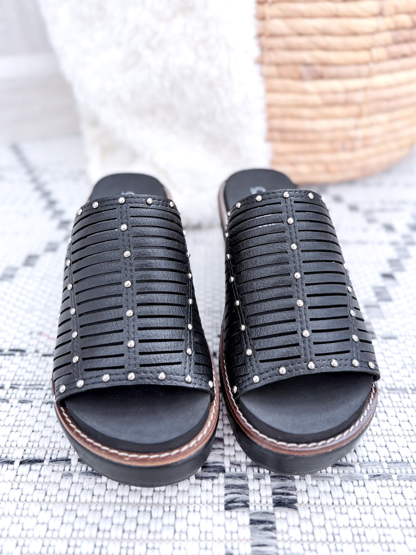 Corky's Much Better Wedge - Black