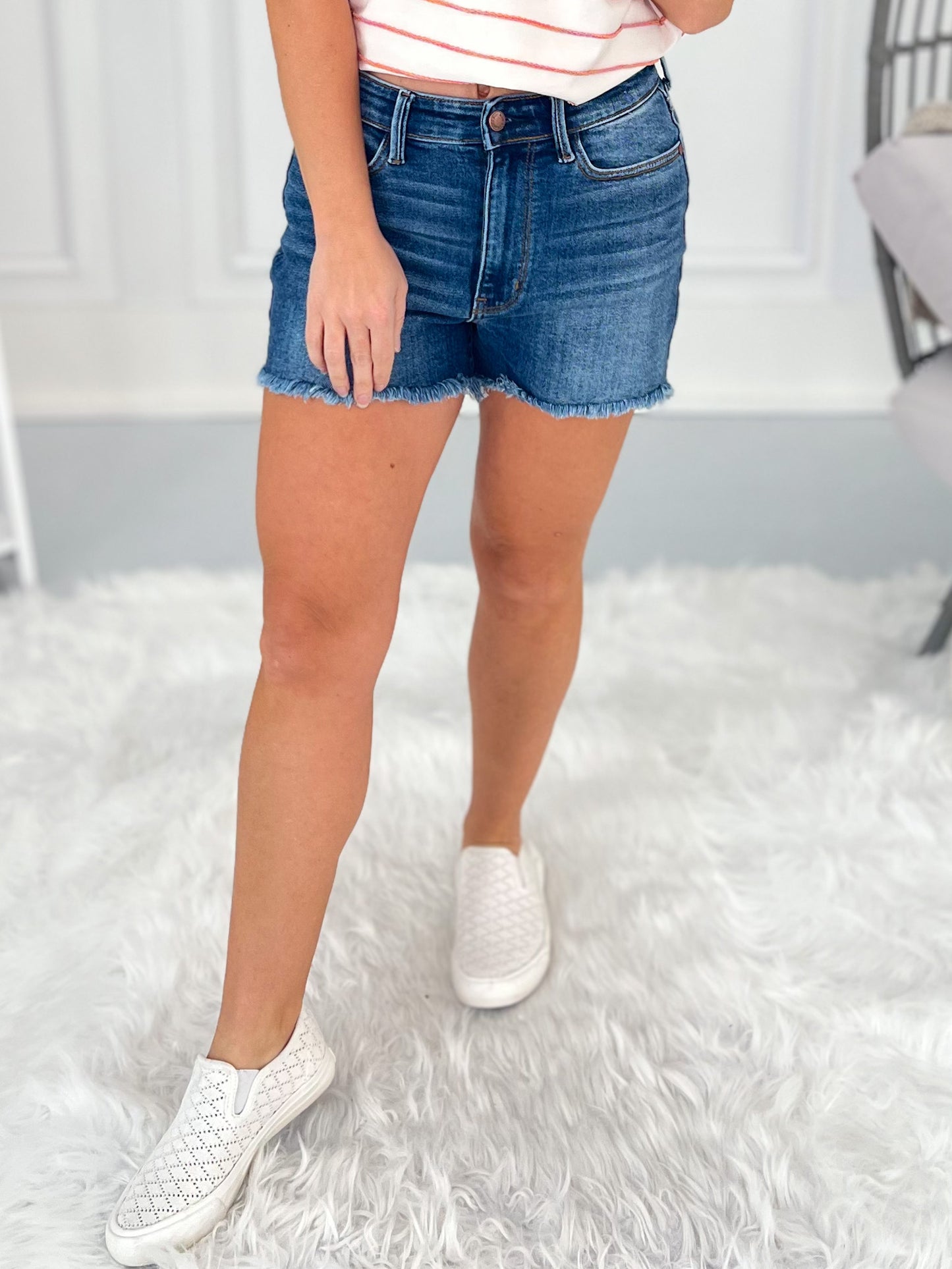 Off Duty - Judy Blue Fray Hem Shorts