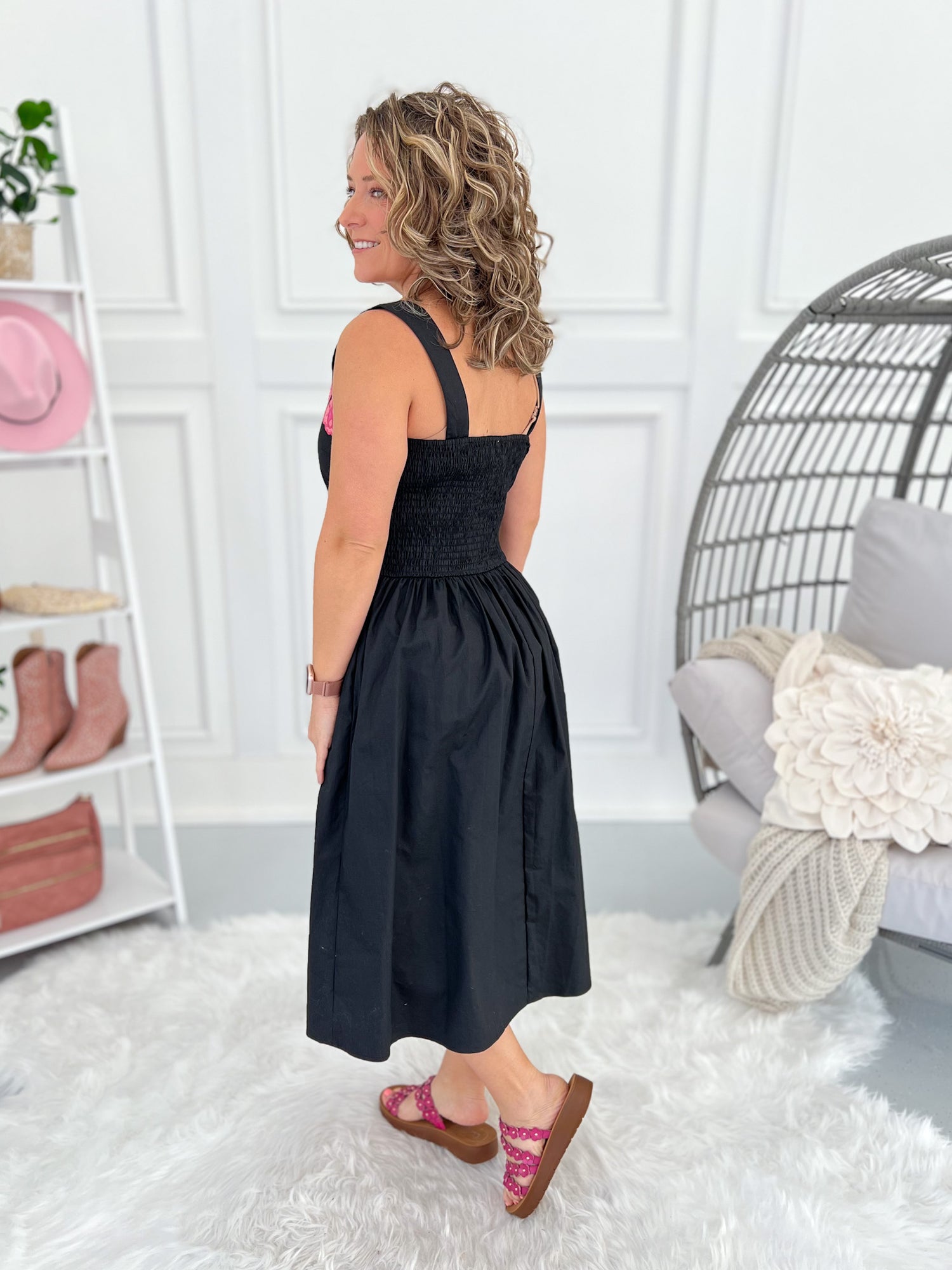 resort cocktail dress Set The Scene Dress LARGE