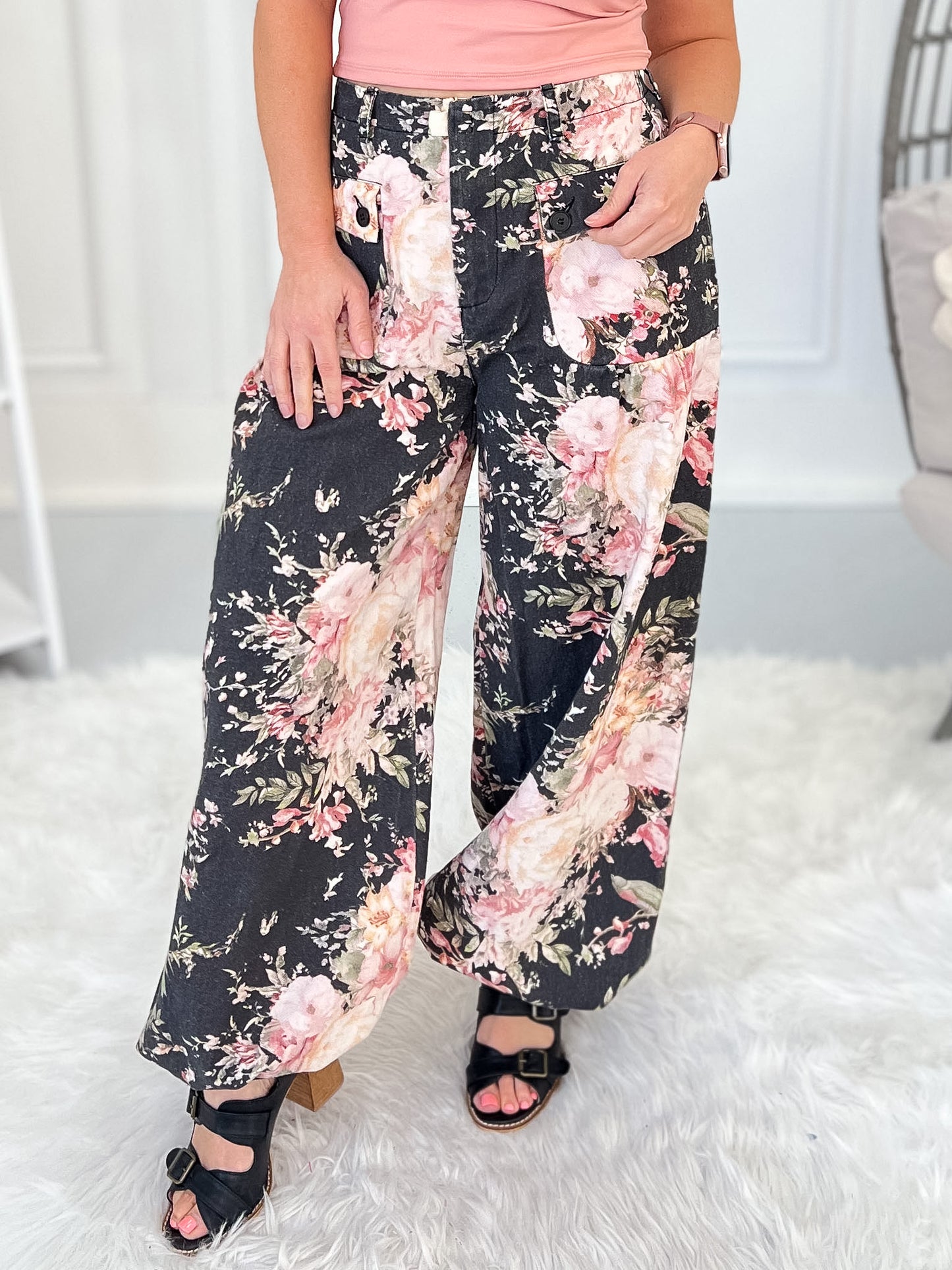 Keep Me Posted Pants