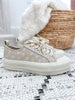 Corky's Take The Lead - Natural With Daisies