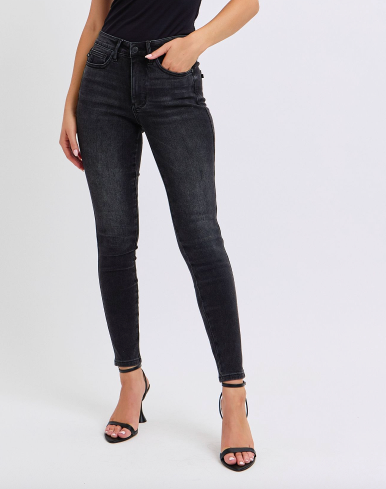 Black Friday - Judy Blue Tummy Control Washed Black Skinny Jean