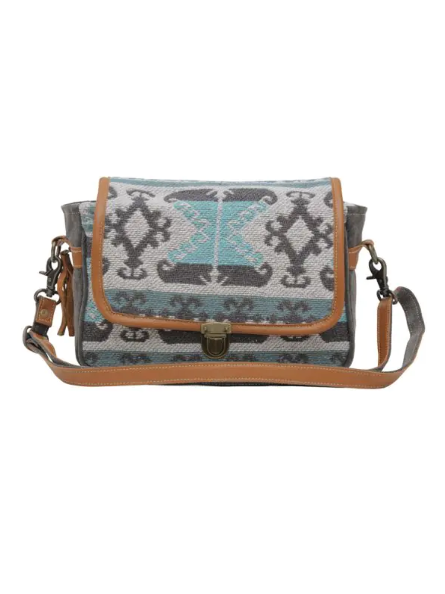 Isabela Eve Shoulder Bag