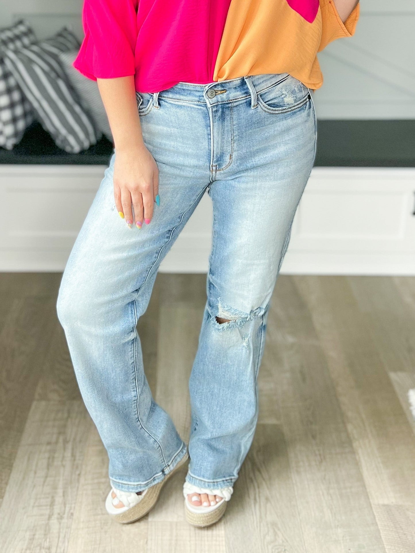 Daddy's Girl - Judy Blue Knee Destroy Straight Dad Jeans