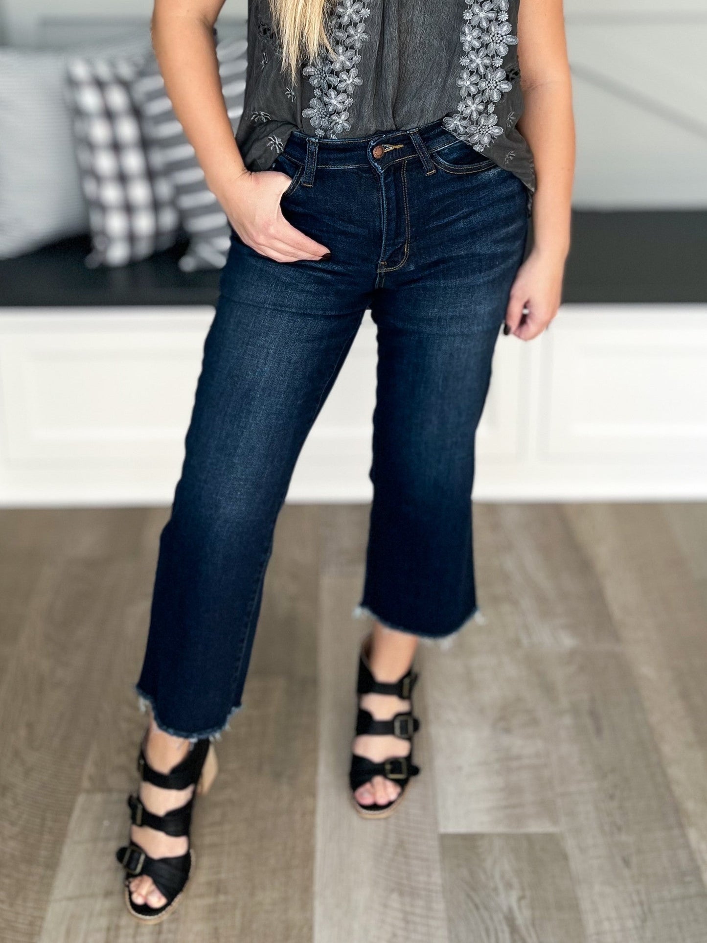 Coming In Hot  - Judy Blue Cropped Wide Leg Jeans